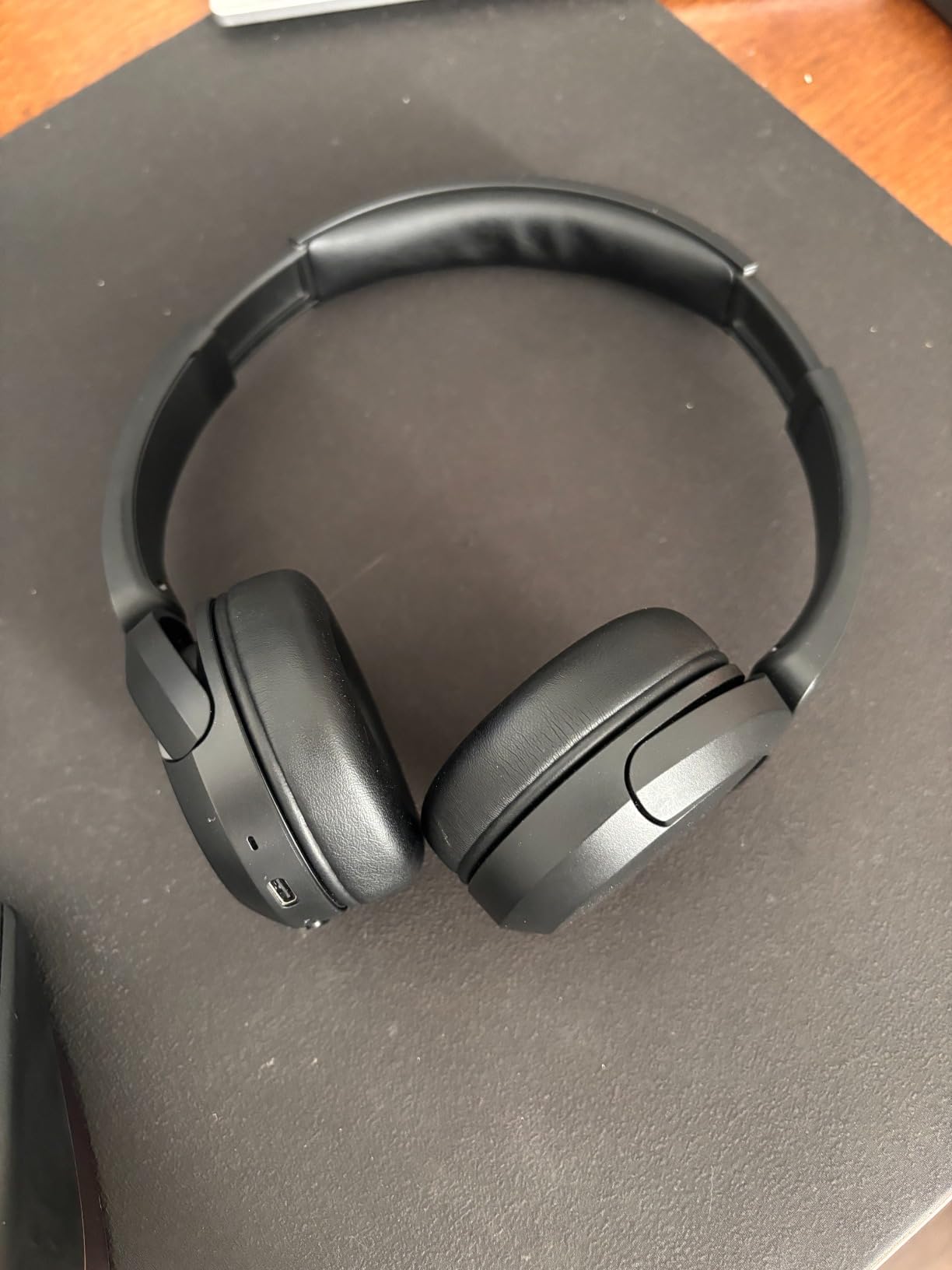 Sony WH-CH520 Wireless Headphones Bluetooth On-Ear Headset with Microphone and up to 50 Hours Battery Life with Quick Charging, Cappuccino customer photo 2