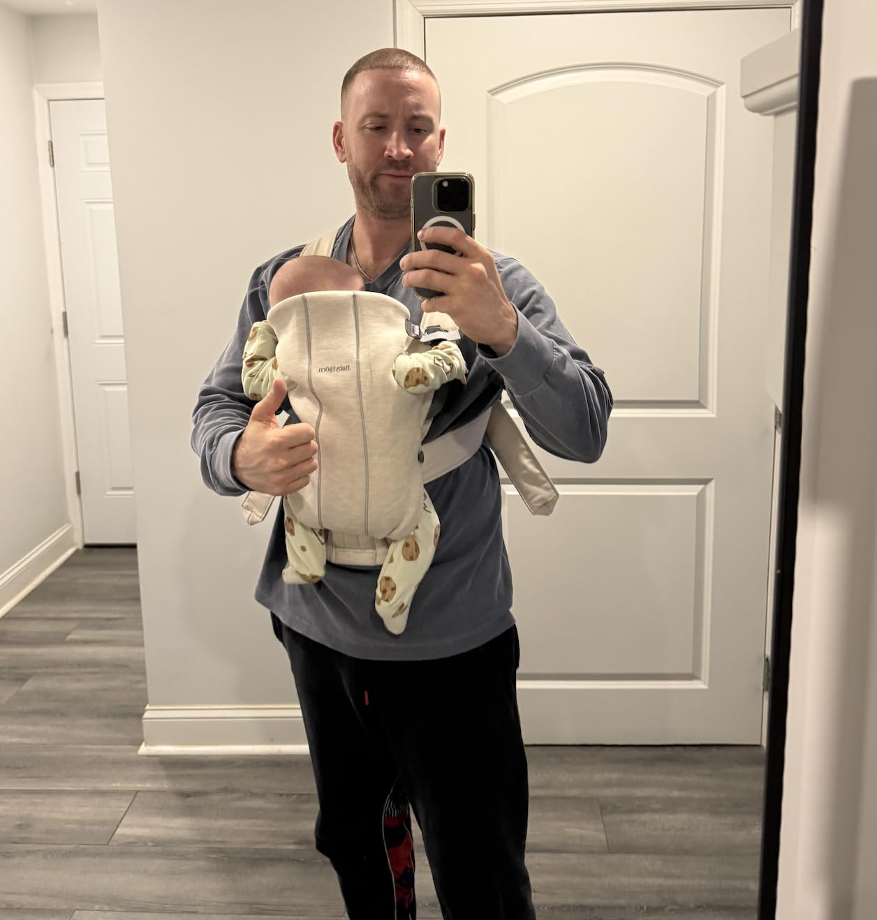 BabyBjorn Baby Carrier Mini, 3D Jersey, Light Beige | Newborn Carrier (7-25 lbs), Ergonomic, Easy-to-Use customer photo 2