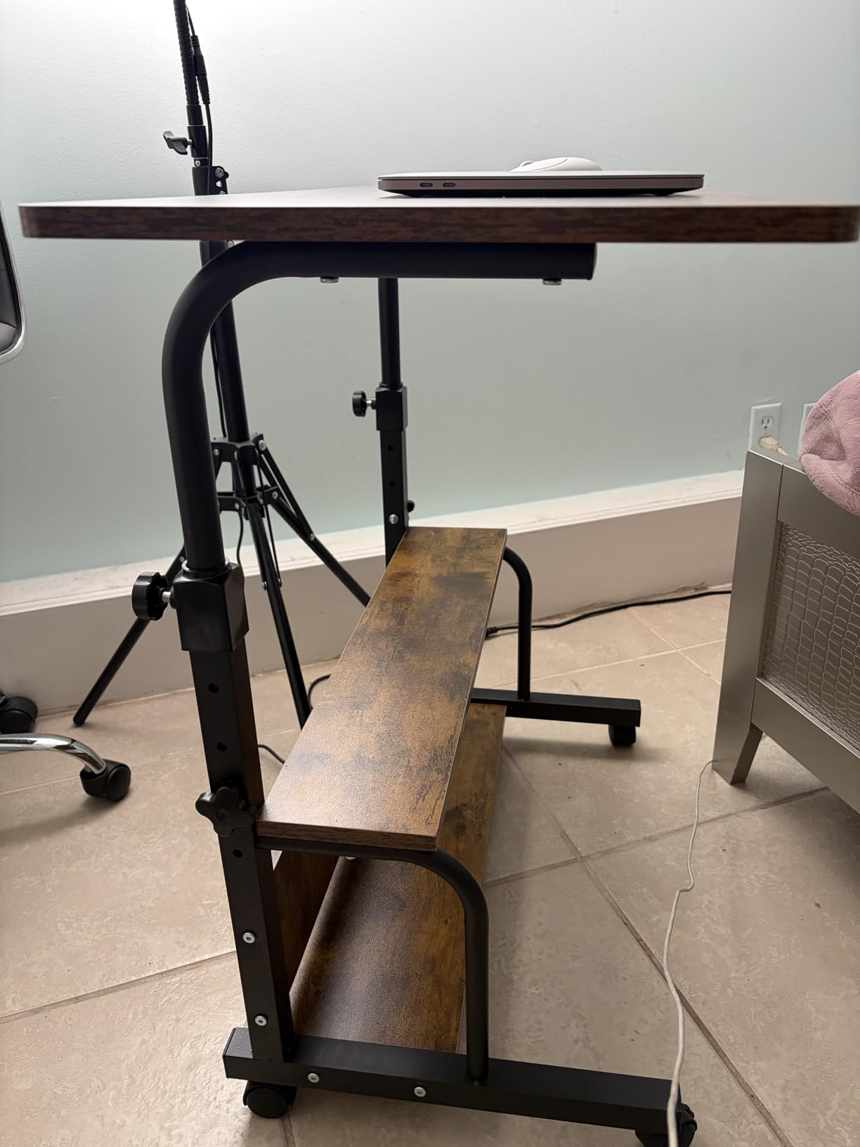 Laptop Desk Adjustable Desk Small Standing Desk Home Office Desks for Small Spaces Portable Desks Table for Bedrooms,Mobile Rolling Computer Work Desks on Wheels customer photo 2