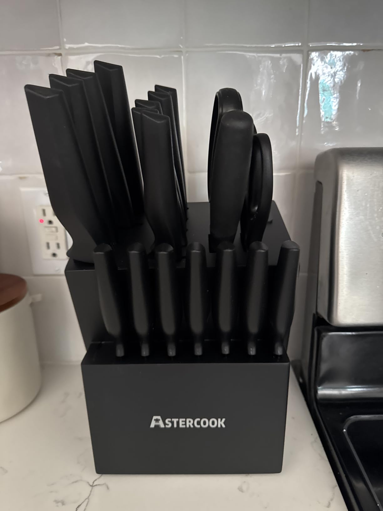 Knife Set, Astercook 21 Pieces Knife Sets for Kitchen with Block, Dishwasher Safe Kitchen Knife Set with Built-in Sharpener, German Stainless Steel Black Knife Block Set customer photo 2