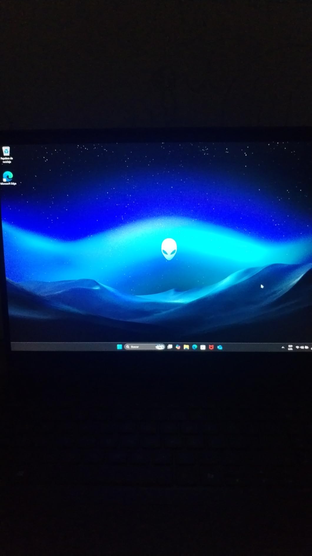 16 Aurora Gaming Laptop AC16250-16