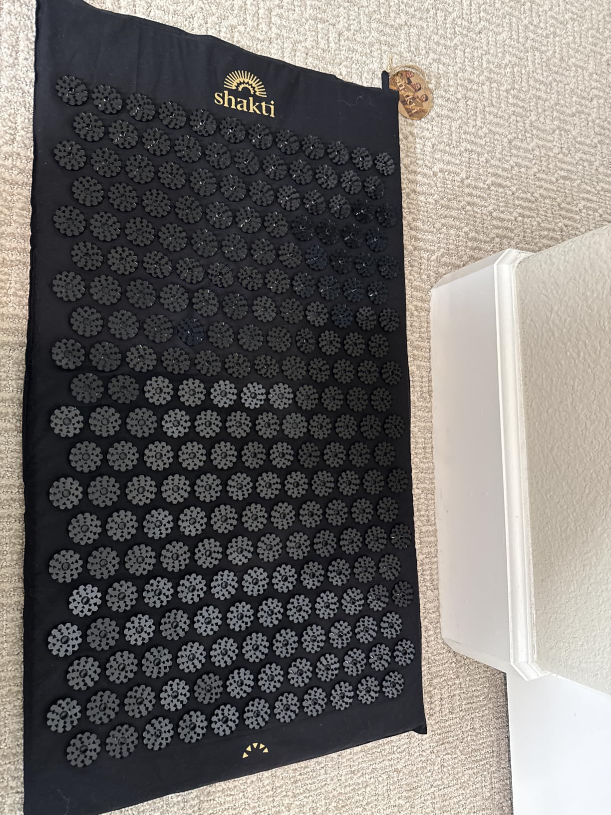 ShaktiMat Acupressure Mat for Relaxation, Massage Muscles, Aid Sleep & Unlock Inner Tension | Similar to Acupuncture, No Needles Required (Classic, Level 1, Shakti Black) customer photo 2