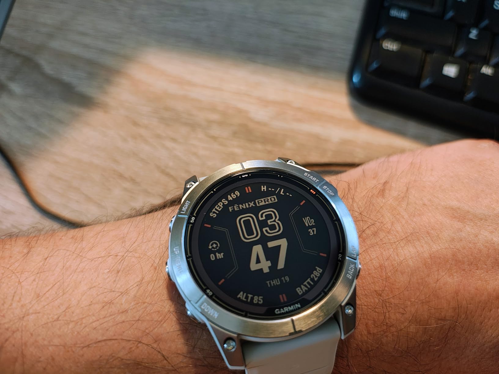 fēnix 7X Pro Sapphire Solar, Multisport GPS Smartwatch, Built-in Flashlight, Solar Charging Capability, Black customer photo 2
