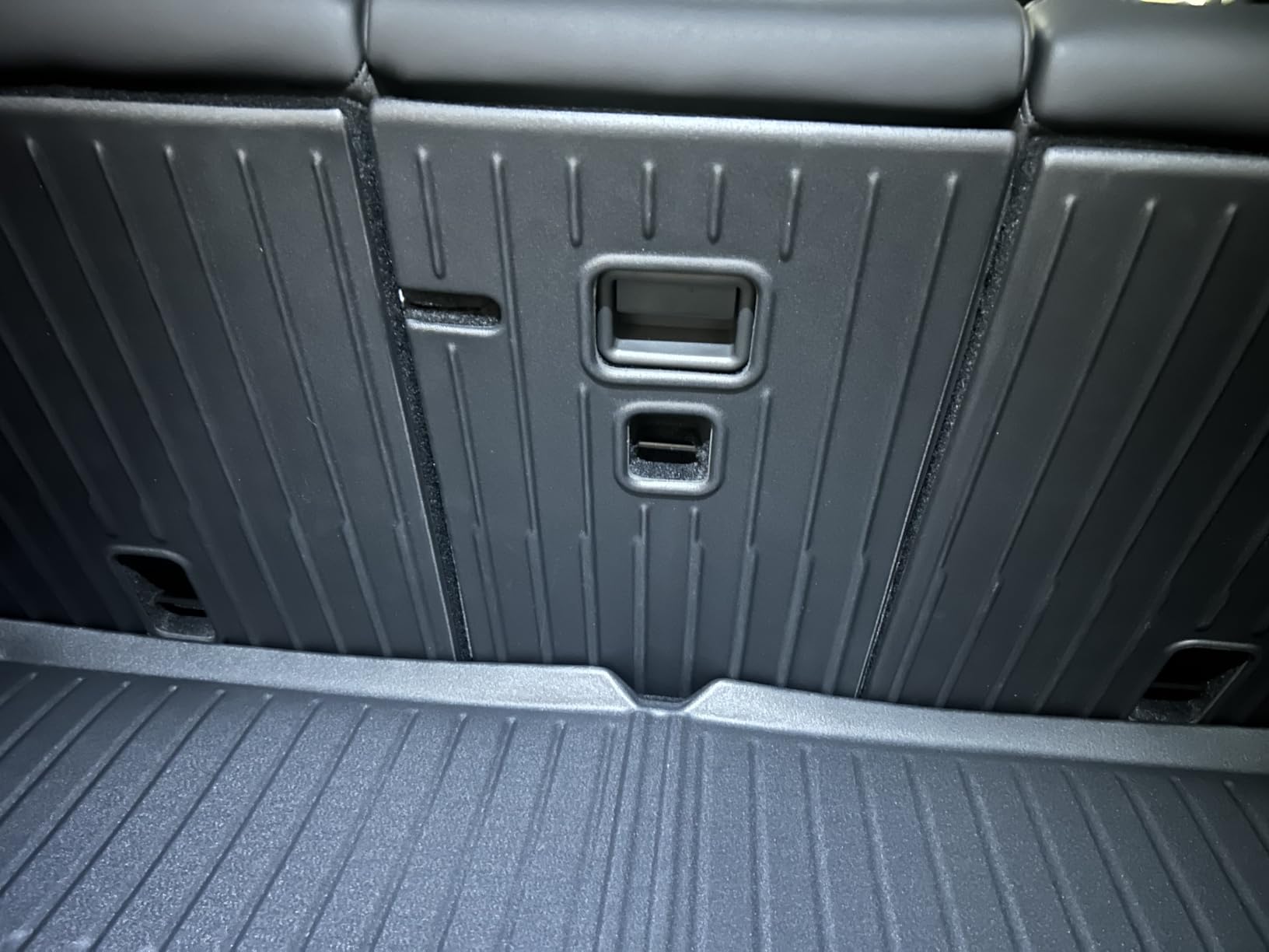 SUPER LINER Tesla Model Y Juniper 2025 2026 Floor Mats & Cargo Liners Full Set 10 PCS Extra-Thick TPE CabinProtect™ for 5-Seater | All-Weather Pet & Child-Friendly Accessories(Not for Standard) customer photo 2