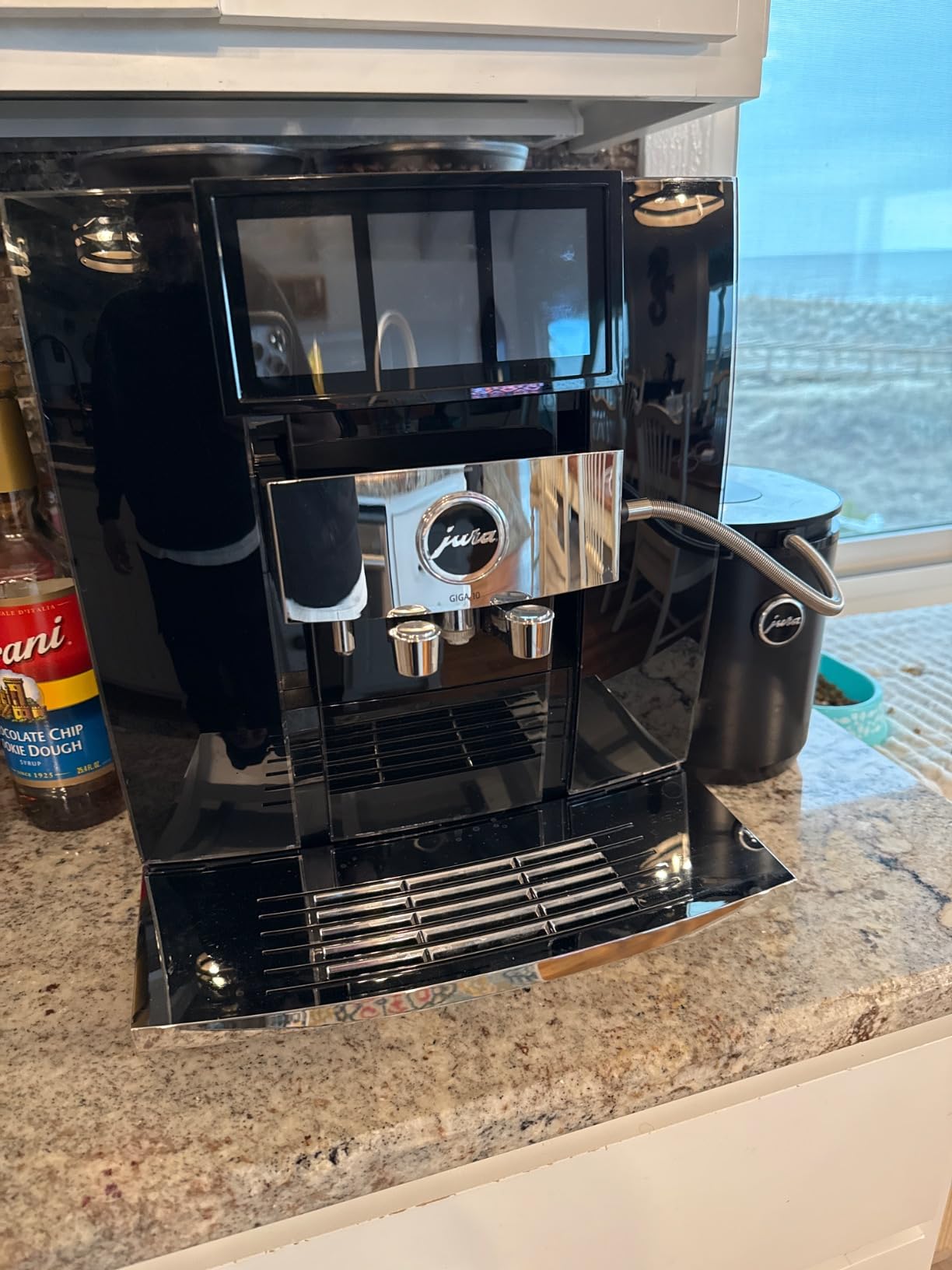 Jura GIGA 10 Diamond Black Automatic Espresso Machine customer photo 2
