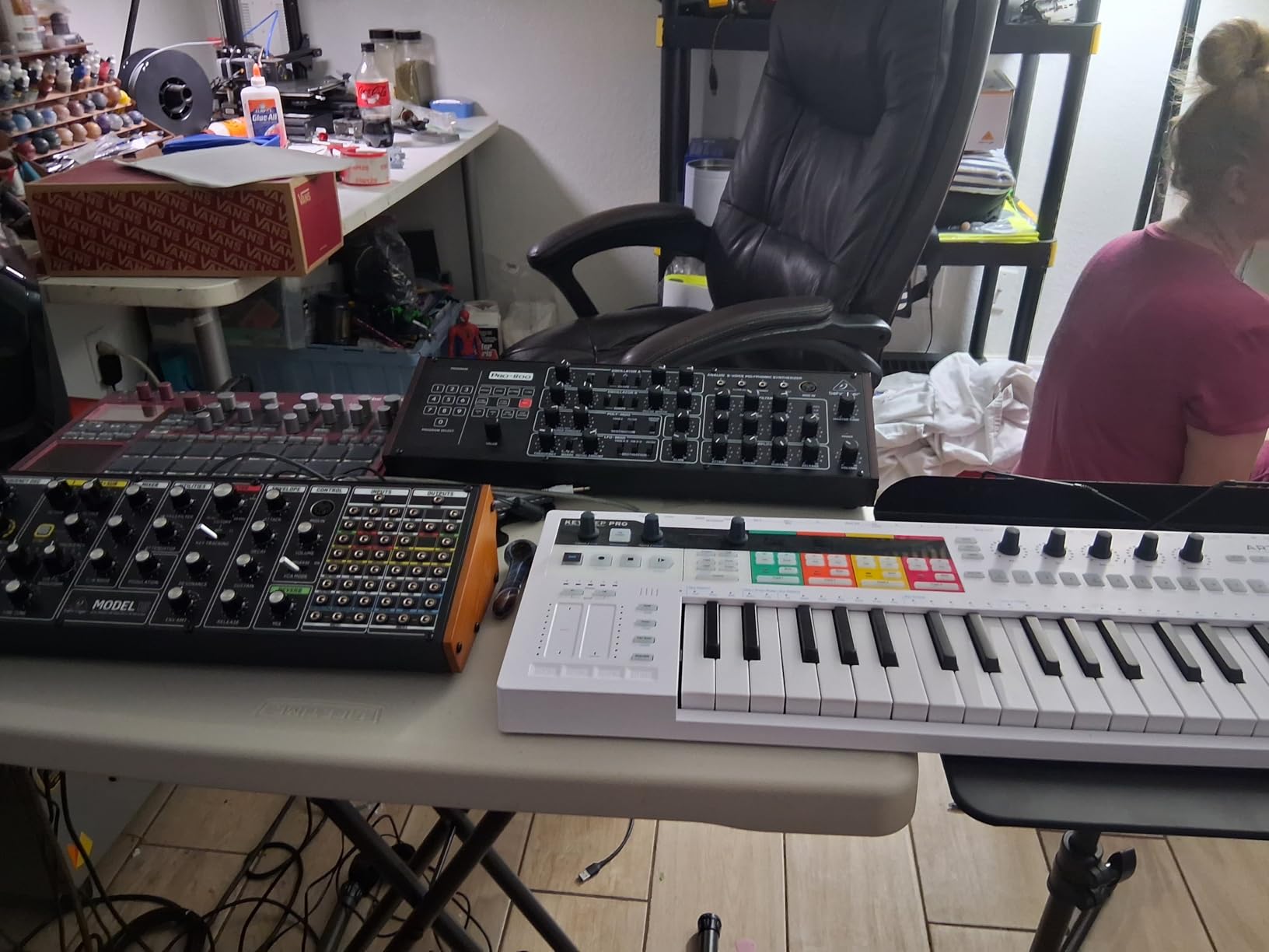 Behringer PRO-800 Classic Analog 8-Voice Polyphonic Synthesizer with 2 VCOs, Classic VCF, Arpeggiator, Sequencer customer photo 1