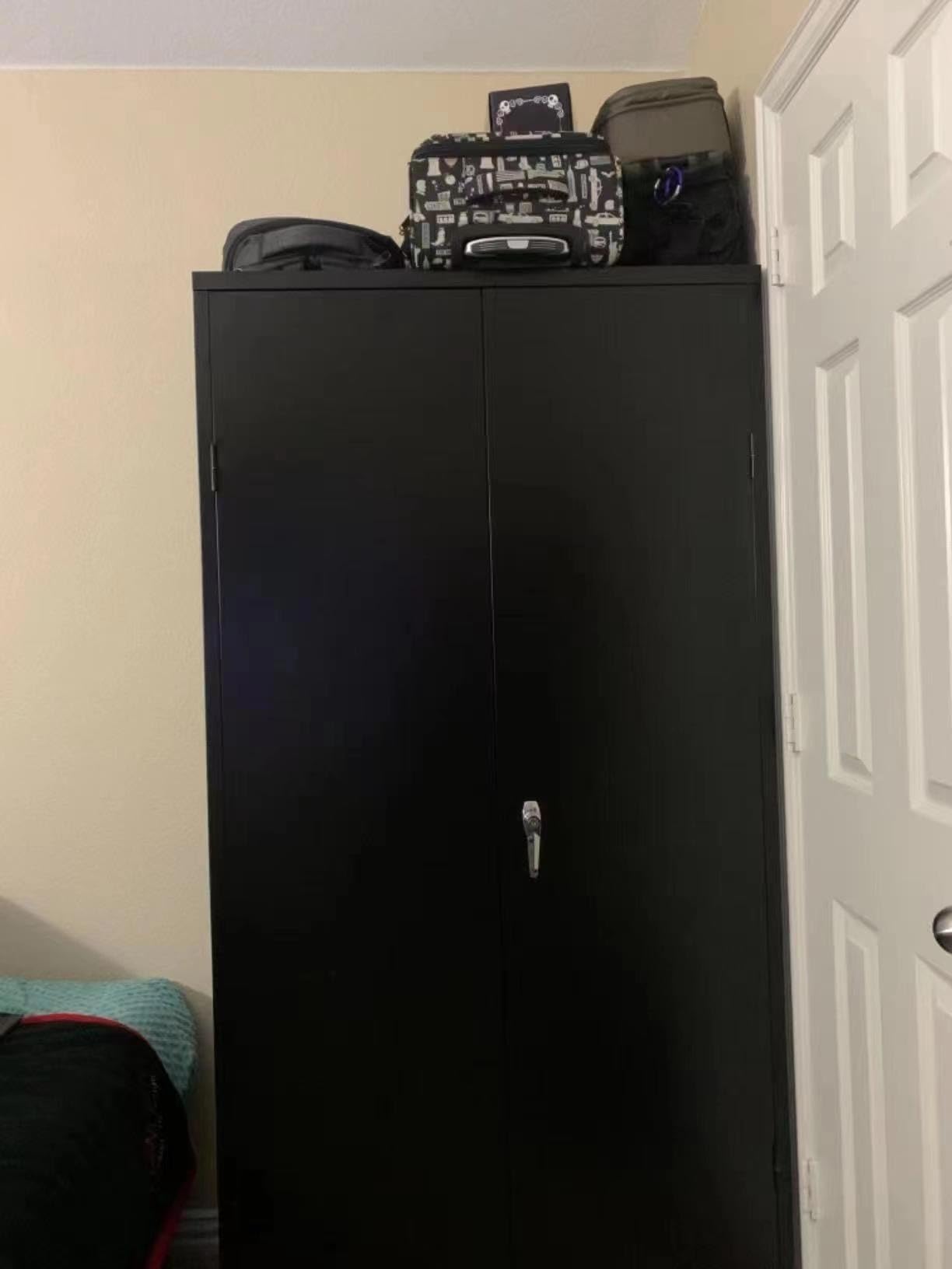 Greenvelly Storage Cabinet, 72 inch Black Garage Steel Locking Cabinet with Doors and 4 Adjustable Shelves, Tall Lockable File and Tool Cabinet for Home Office, Metal Classroom Cabinet Basement customer photo 1