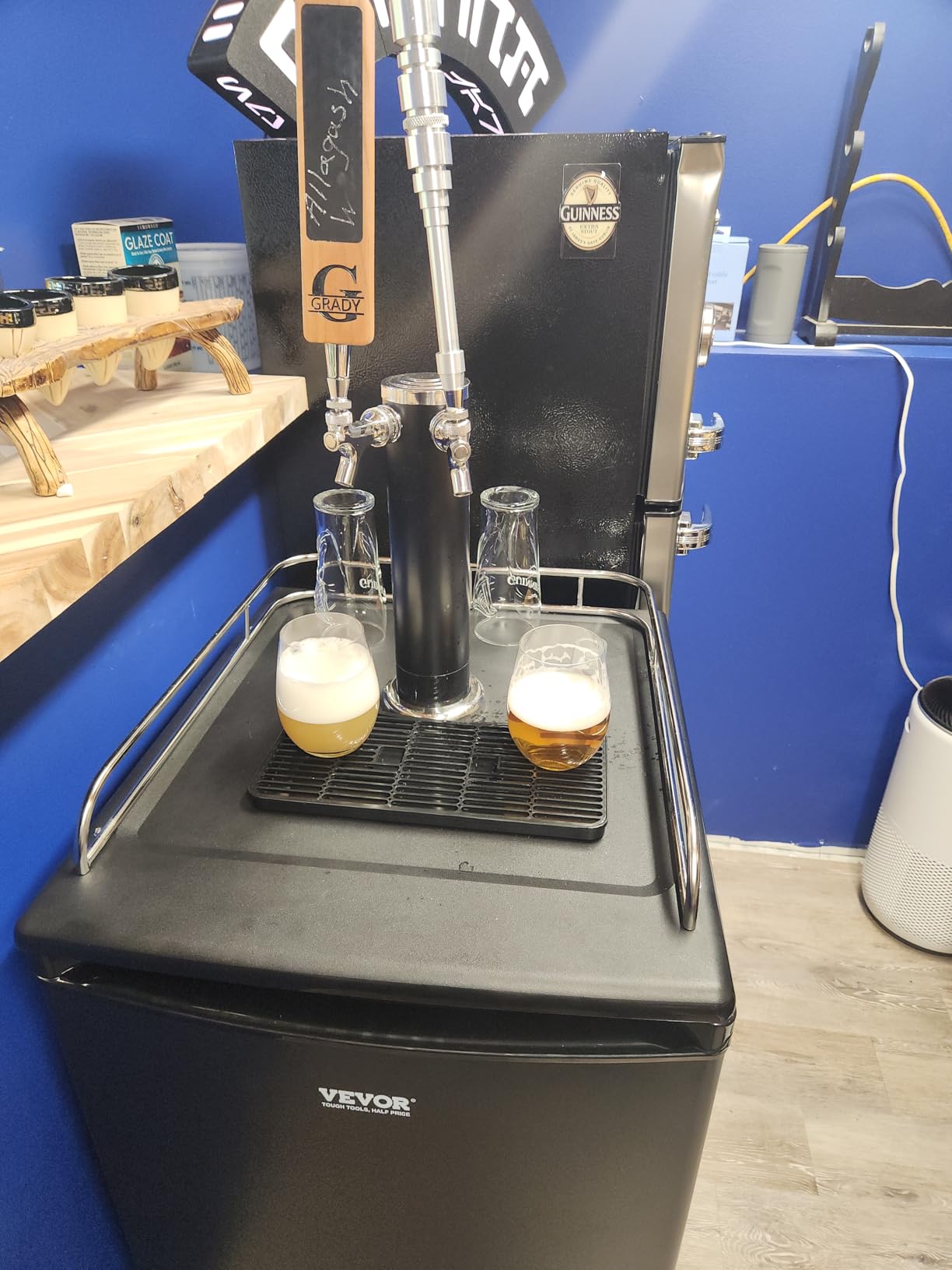 VEVOR Beer Kegerator, Single Tap Commercial Draft Beer Dispenser for D system, Full Size Keg Refrigerator with 5lbs CO2 Tank, Hold 2 Sixth / 2 Ball lock keg, Black customer photo 1