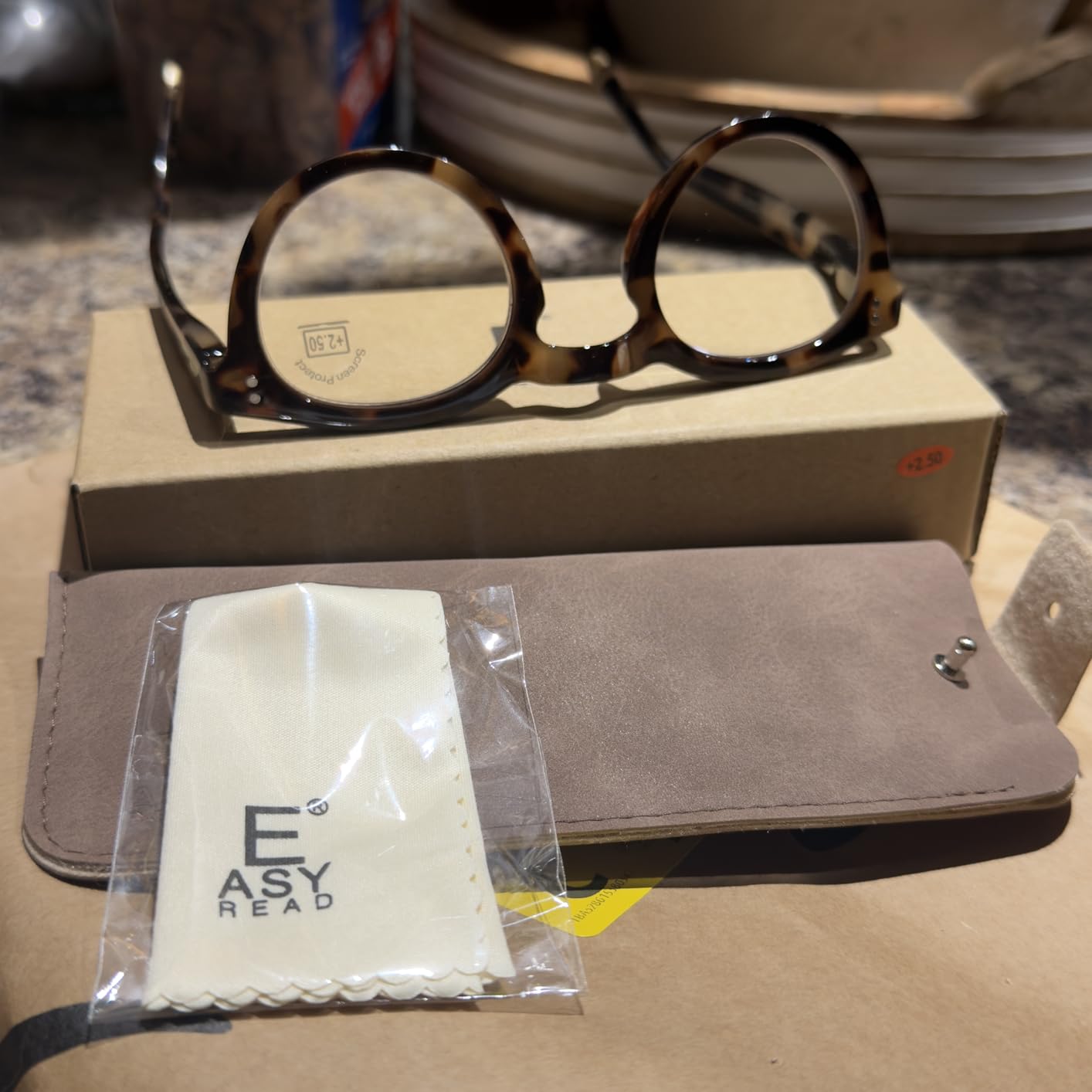 EASY READ Retro Round Blue Light Blocking Reading Glasses for Women, Anti UV Readers for Women with Spring Hinge customer photo 1