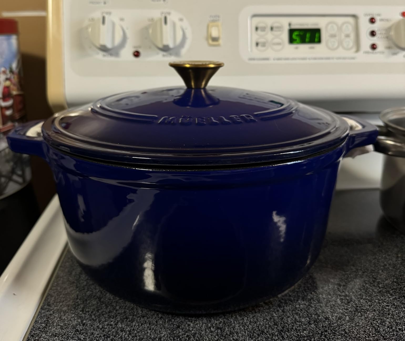 Mueller DuraCast 6 Quart Enameled Cast Iron Dutch Oven Pot with Lid, Heavy-Duty, Oven Safe up to 500F & Across All Cooktops, Wedding Registry Ideas & Gifts, Emerald customer photo 1