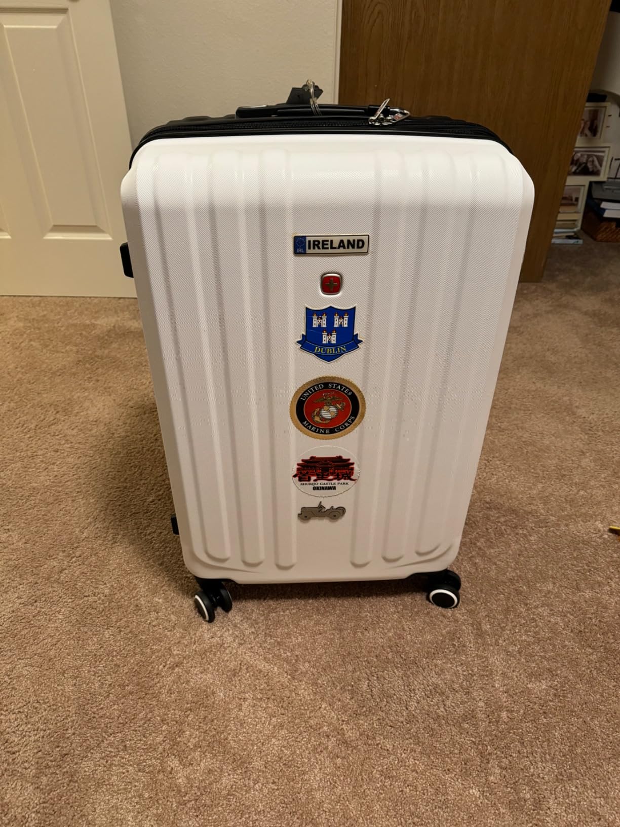 SwissGear Duet Expandable Luggage Set, 3-Piece Hardside Luggage Set with Spinner Wheels customer photo 1