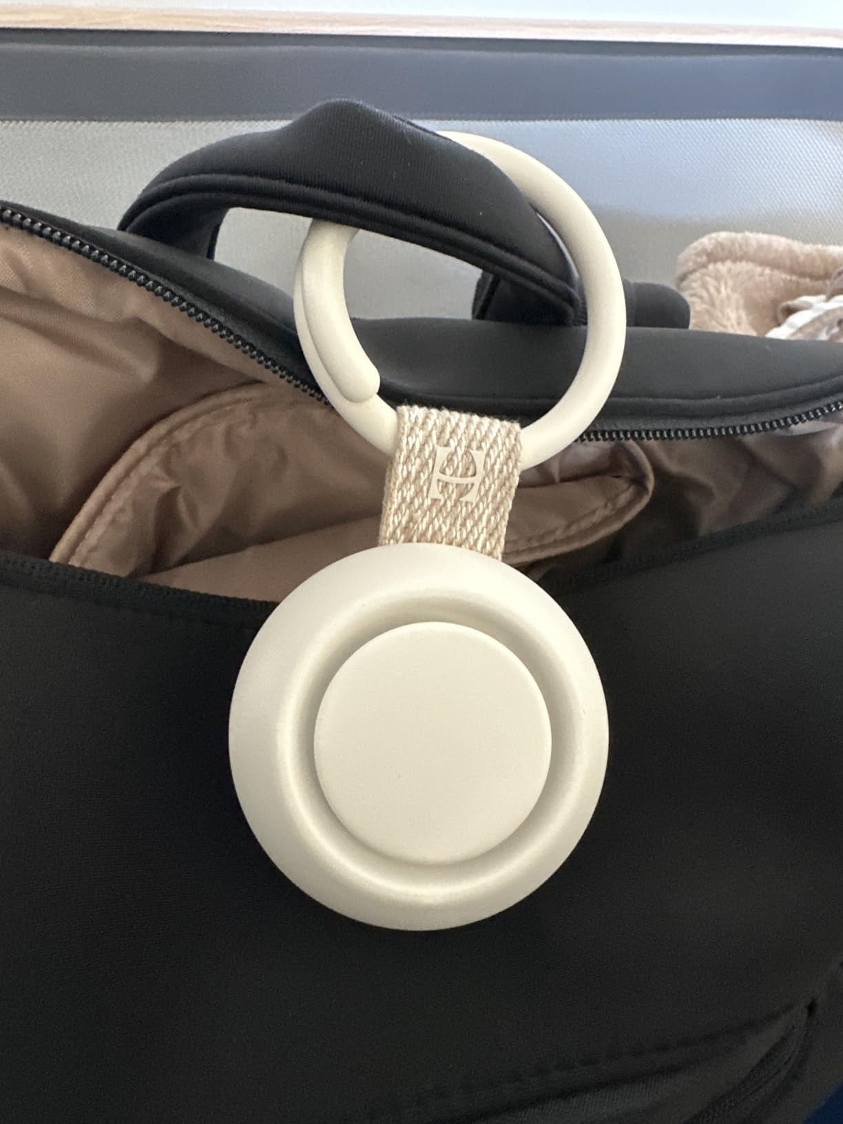 Hatch Go Portable Sound Machine customer photo 2