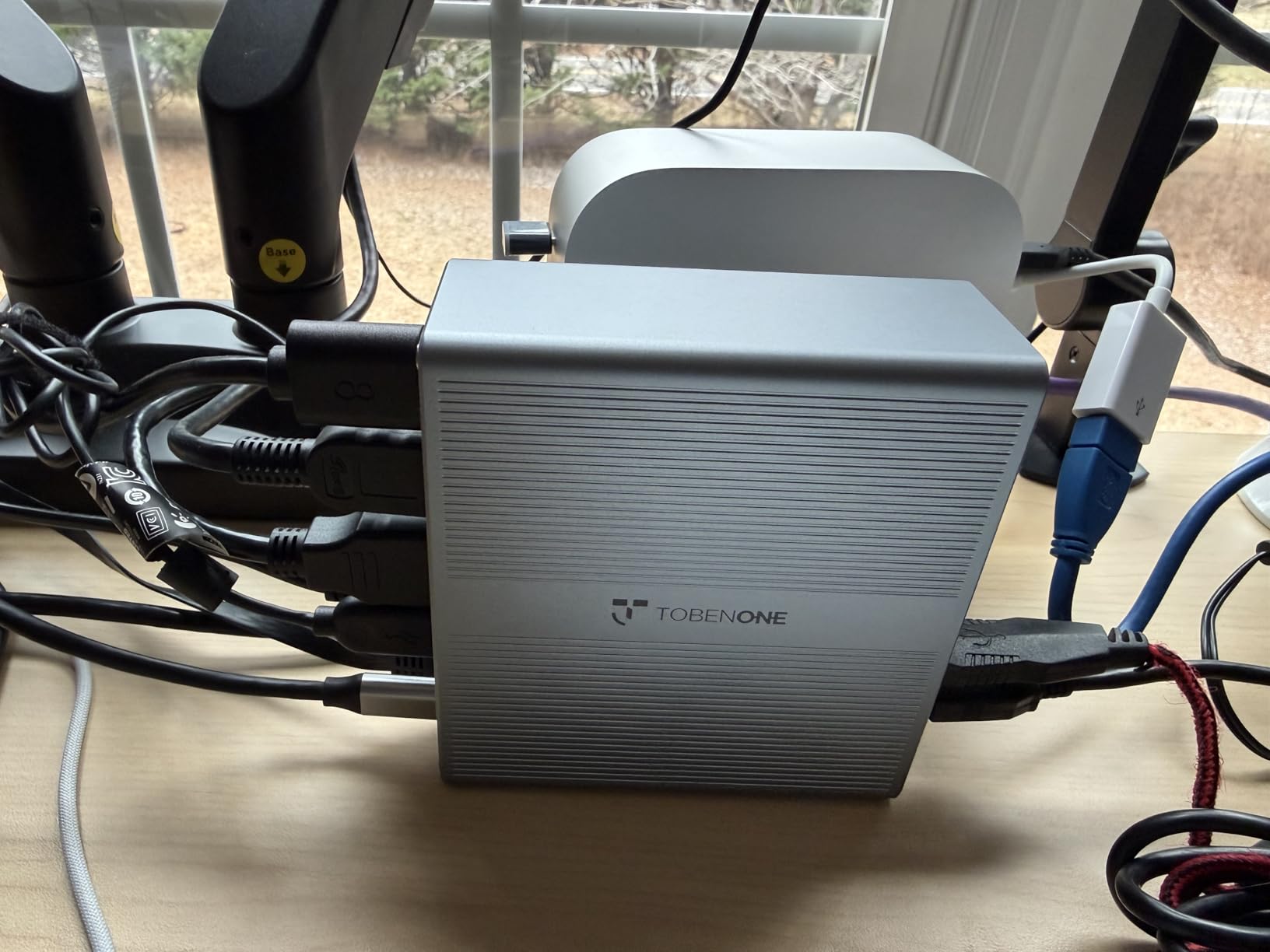 TobenONE DisplayLink Docking Station 3 Monitors with 120W Power Adapter, Triple 4K Display for MacBook Pro/Air, Thunderbolt 4/3, USB-C Windows(3X HDMI, 3X DP, 2xUSB-C, 4xUSB 3.2, SD/TF) customer photo 1