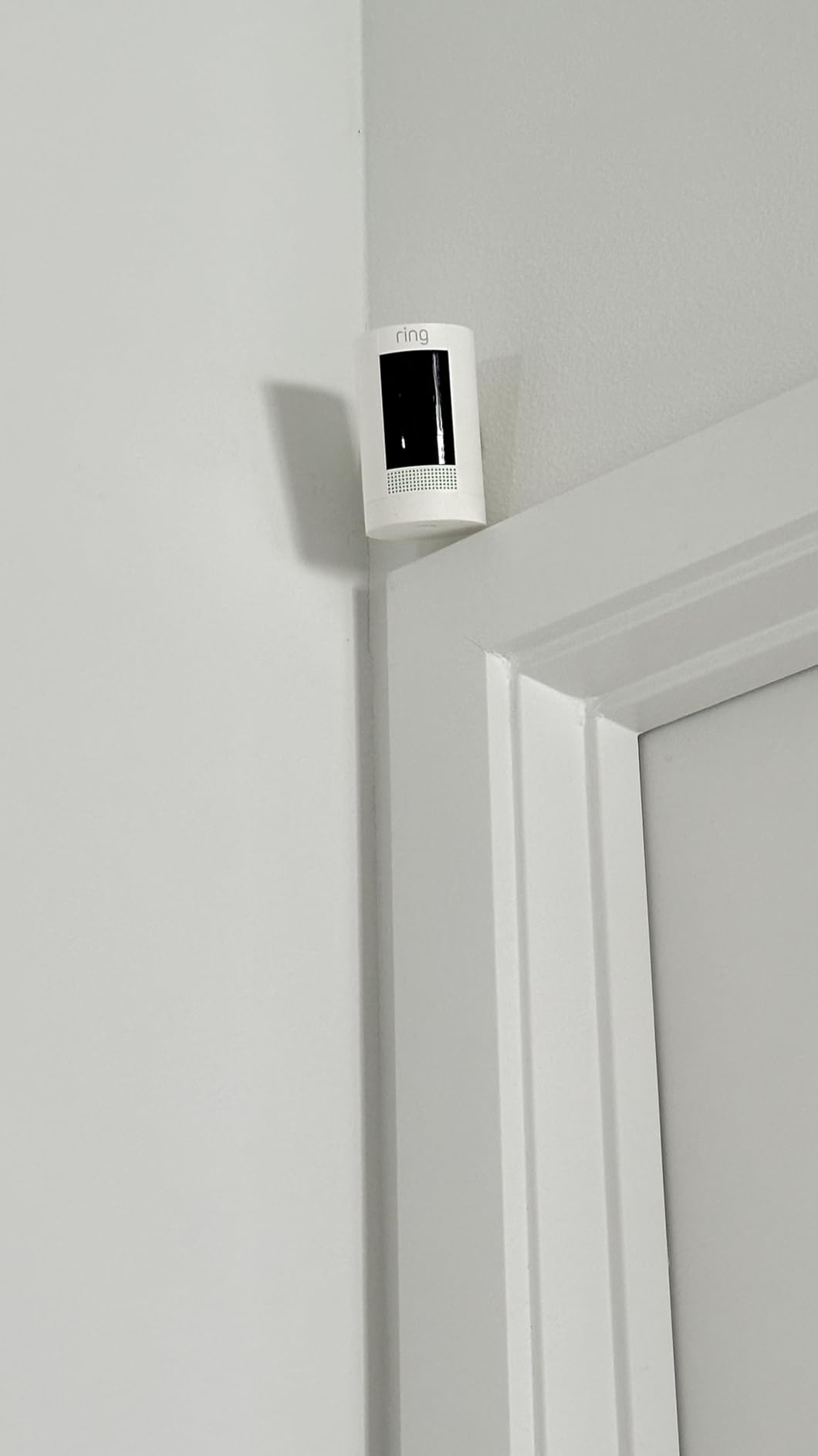 Like-New Ring Outdoor Cam (Stick Up Cam), Weather-resistant home or business security camera, outdoor ready, Live View, Color Night Vision, Two-Way Talk, motion alerts, Works with Alexa, White customer photo 1