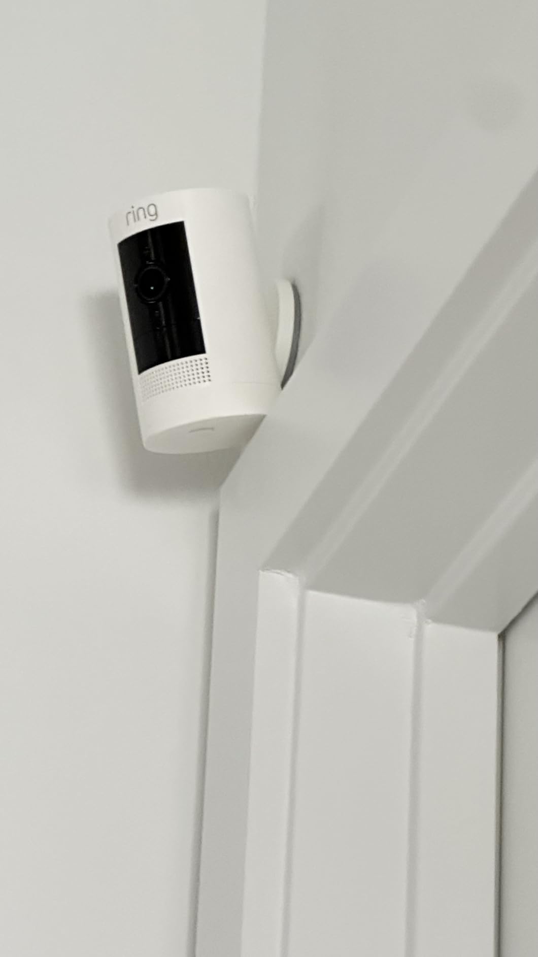Like-New Ring Outdoor Cam (Stick Up Cam), Weather-resistant home or business security camera, outdoor ready, Live View, Color Night Vision, Two-Way Talk, motion alerts, Works with Alexa, White customer photo 2