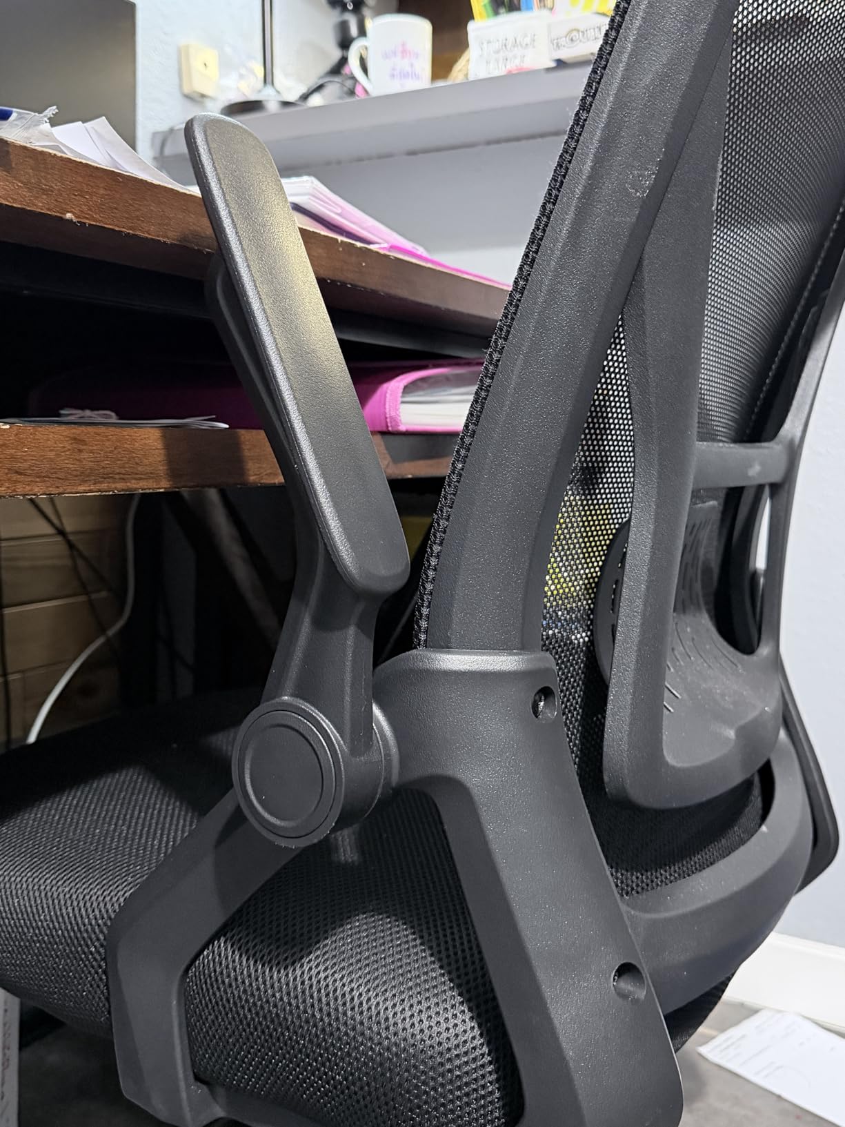VECELO Mid-Back Swivel Ergonomic Office Chair with Adjustable Arms, Mesh Lumbar Support for Computer Task Work, Black customer photo 1