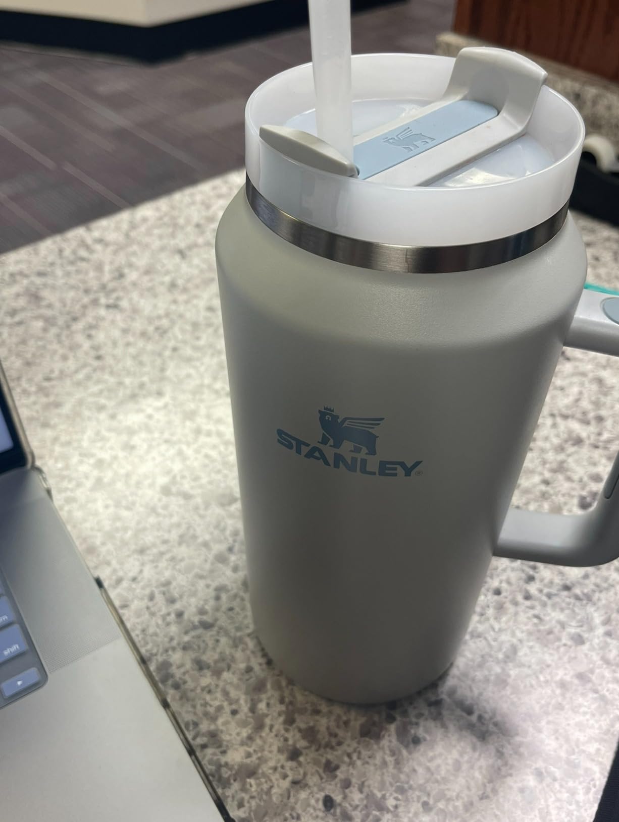Quencher H2.0 Tumbler with Handle & Straw 64 oz | Flowstate 3-Position Lid | Large Capacity for Travel & Sports | Insulated Stainless Steel Cup | BPA-Free | Fog customer photo 1