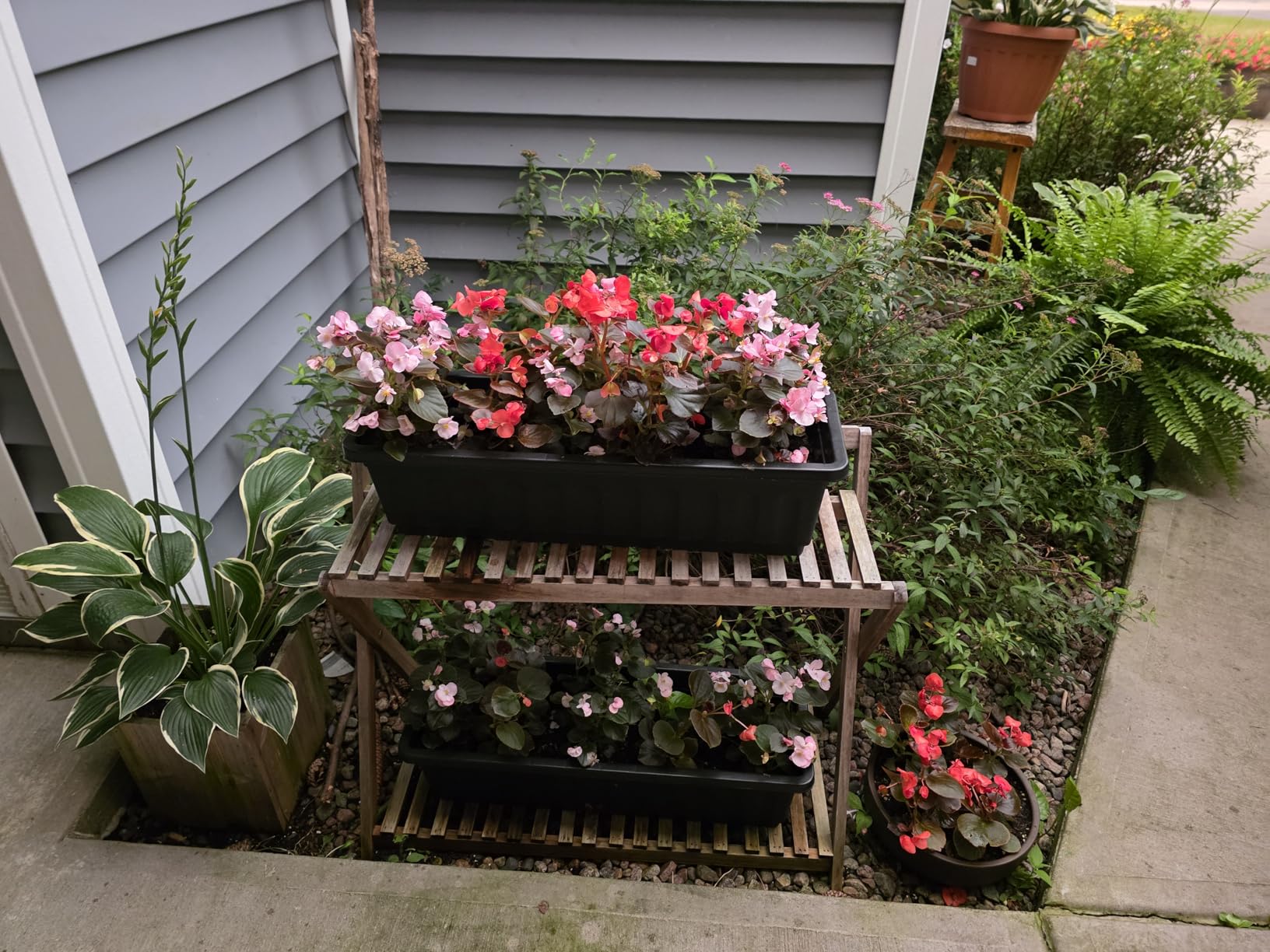 Homdox 5-Tier Elevated Garden Bed- Freestanding Vertical Raised Bed for Gardening, 5 Garden Planter Boxes and 5 Hooks, Perfect to Grow Vegetables Herbs Flowers Indoor(Brick Red) customer photo 1