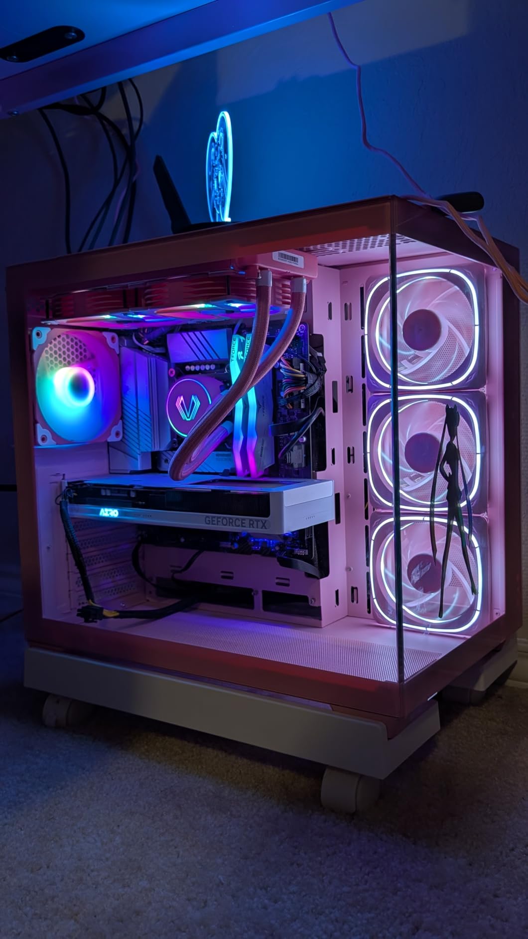GIGABYTE GeForce RTX 4060 AERO OC 8G Graphics Card, 3X WINDFORCE Fans, 8GB 128-bit GDDR6 customer photo 1