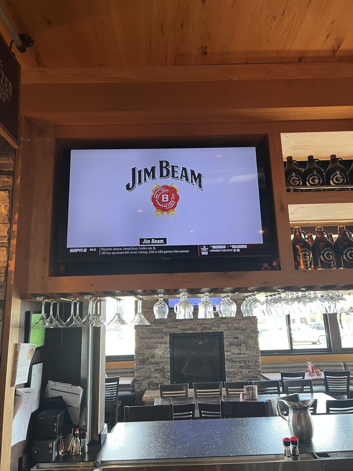 SAMSUNG 50-Inch Class Crystal UHD 4K BEC-H Series HDR Pro TV w/ 3D Surround Sound, PurColor, Contrast Enhancer, Use for Digital Signage Displays, Commercial TV, Alexa Built-In (LH50BECHLG, 2023 Model) customer photo 1