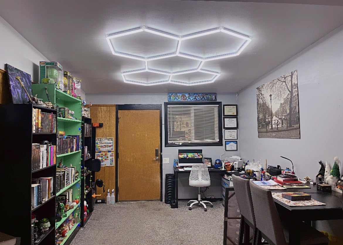 Hexagon Garage Lights with Rectangle Frame, High Brightness 672W 86400LM 6500K, 14 Hex Grid for Garage, Shop, Basement, Car Detailing Shop etc. with Mounting Clip customer photo 1