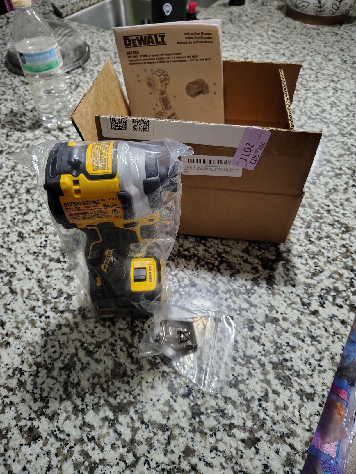 DEWALT DCF850B 20V Cordless Brushless Compact 1/4'' Impact Driver (Tool Only) (DCF850B-NBX) customer photo 2