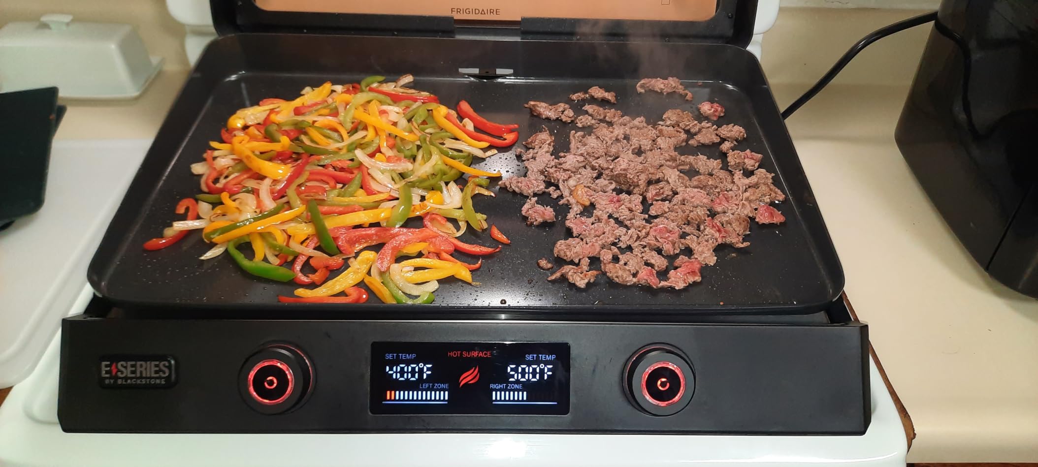 22 Inch Electric Griddle Nonstick with Lid, 8001 E-Series Tabletop Large Griddle By Blackstone with Accessories For Indoor and Outdoor Use customer photo 1