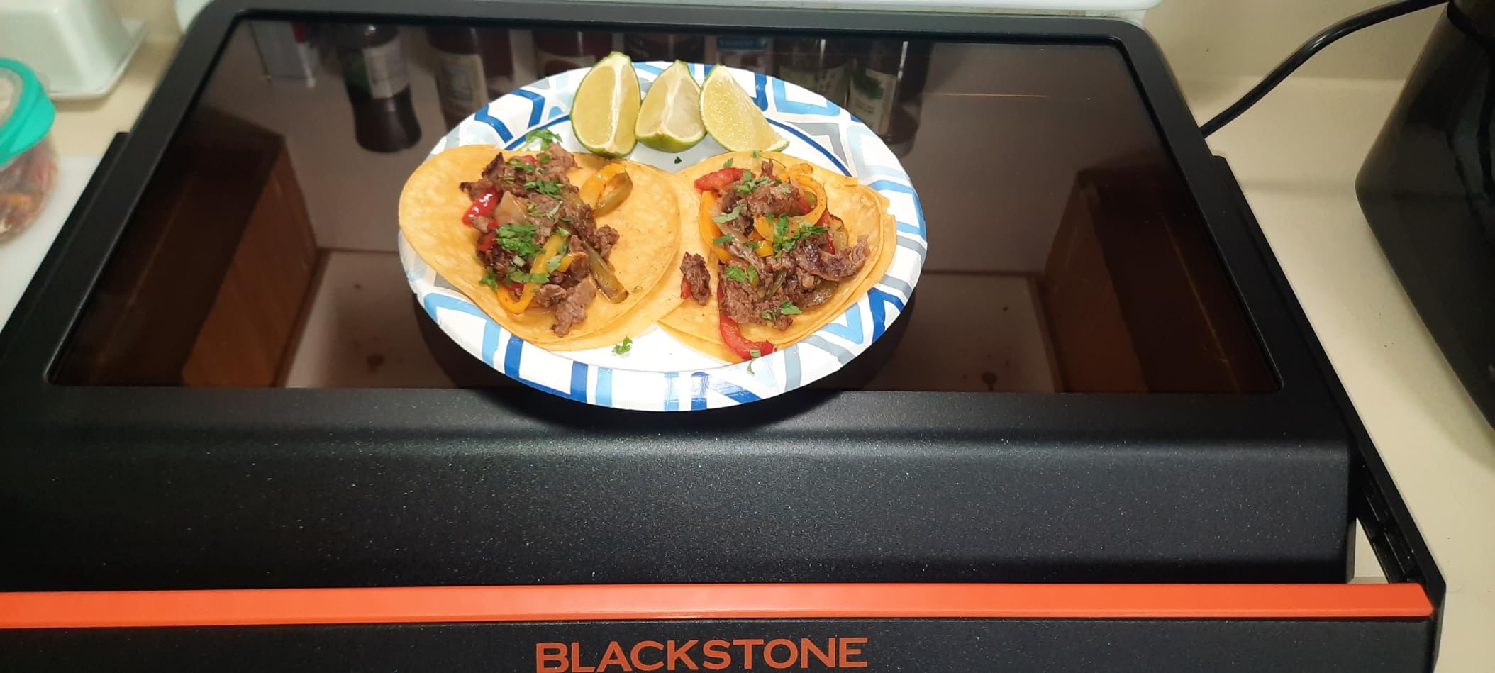 22 Inch Electric Griddle Nonstick with Lid, 8001 E-Series Tabletop Large Griddle By Blackstone with Accessories For Indoor and Outdoor Use customer photo 2