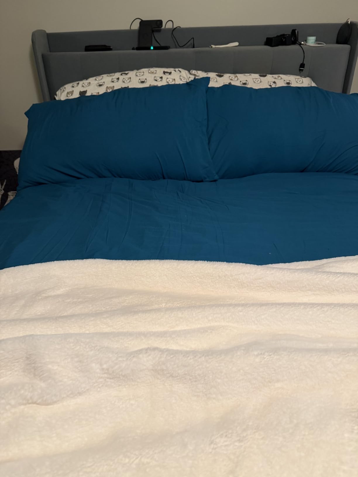 Bedsure King Comforter Set, Beige Soft Prewashed Bedding for All Seasons, 3 Pieces GentleSoft Bed Set customer photo 2