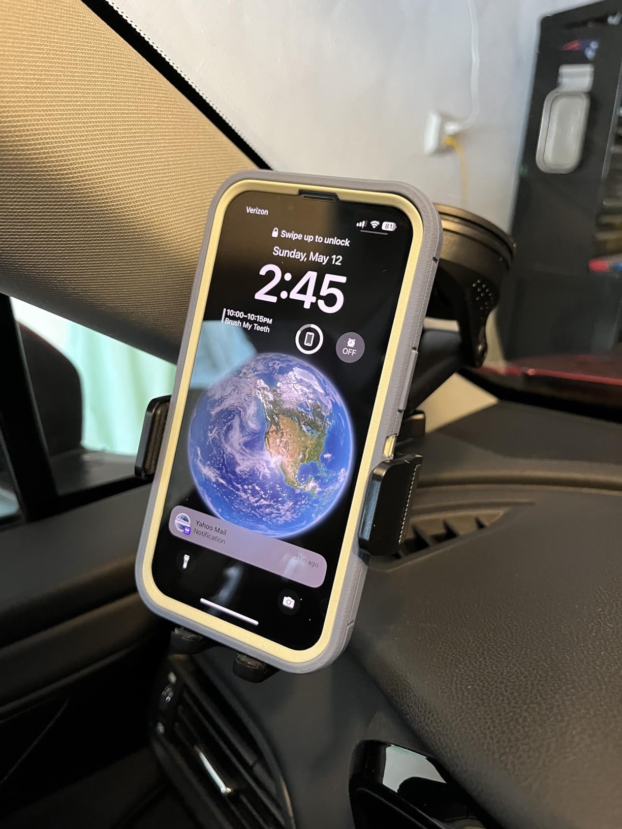 Phone Holder Car [Military-Grade Suction] Universal Car Phone Holder [Thick Case Friendly] Automobile Accessories Dashboard Air Vent Windshield Phone Mount Fit for iPhone Android Smartphones customer photo 2