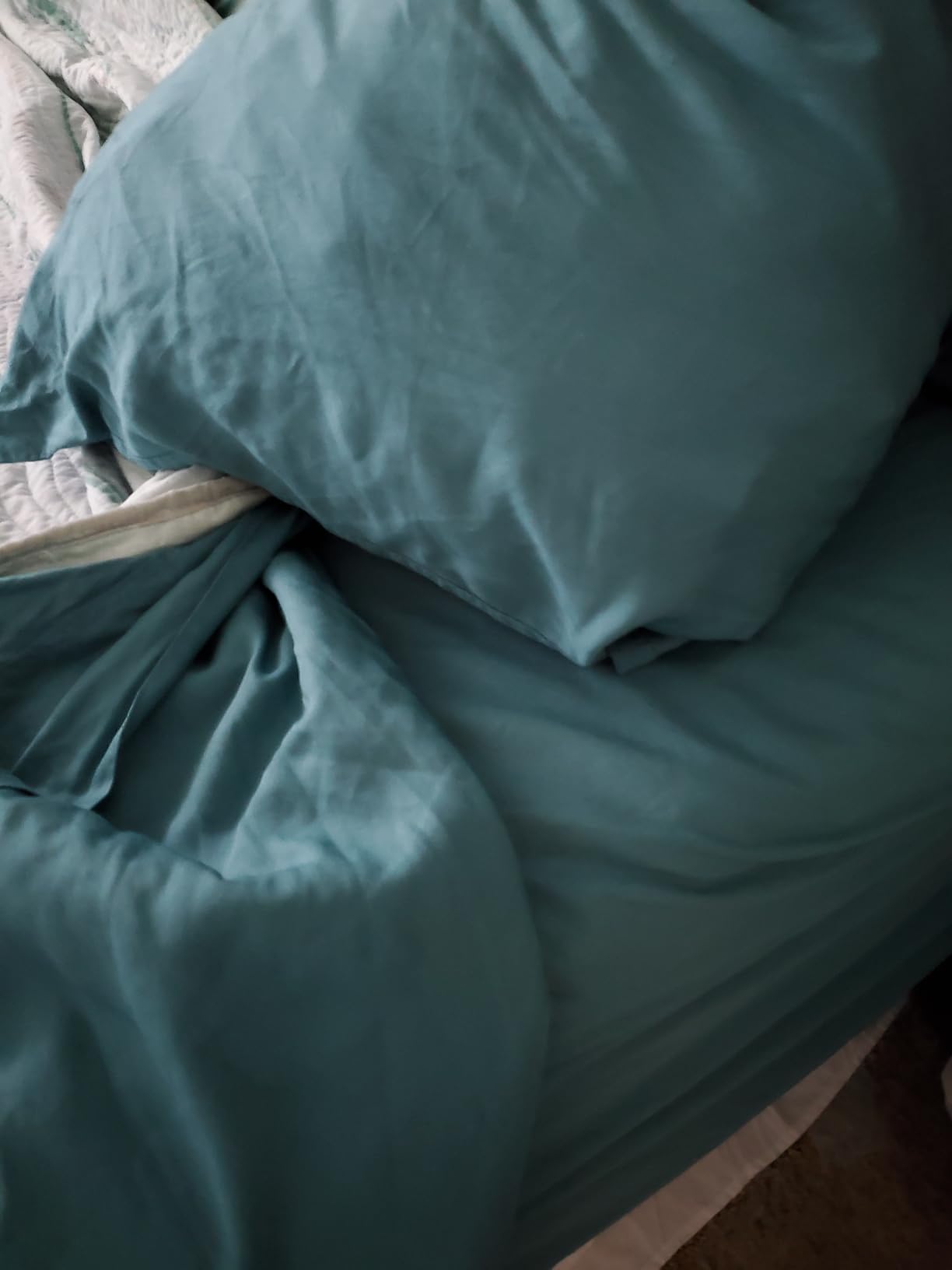 Andency Queen Sheets Set, 100% Viscose Derived from Bamboo, Cooling Summer Bed Sheets Queen Size, Deep Pocket Up to 16