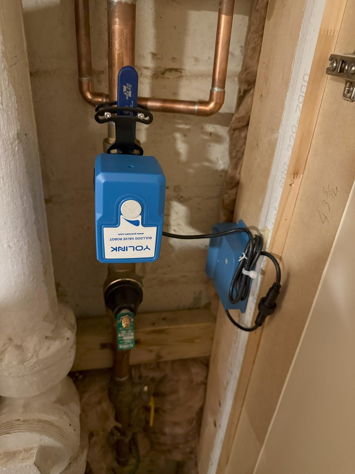 Water Leak Sensor 4 with 105dB Audio Alarm 3-Pack, SMS/Text, Email & Push Notifications, Freeze Warning, LoRa Up to 1/4 Mile Open-Air Range, w/Alexa, IFTTT, Hub Required! customer photo 2