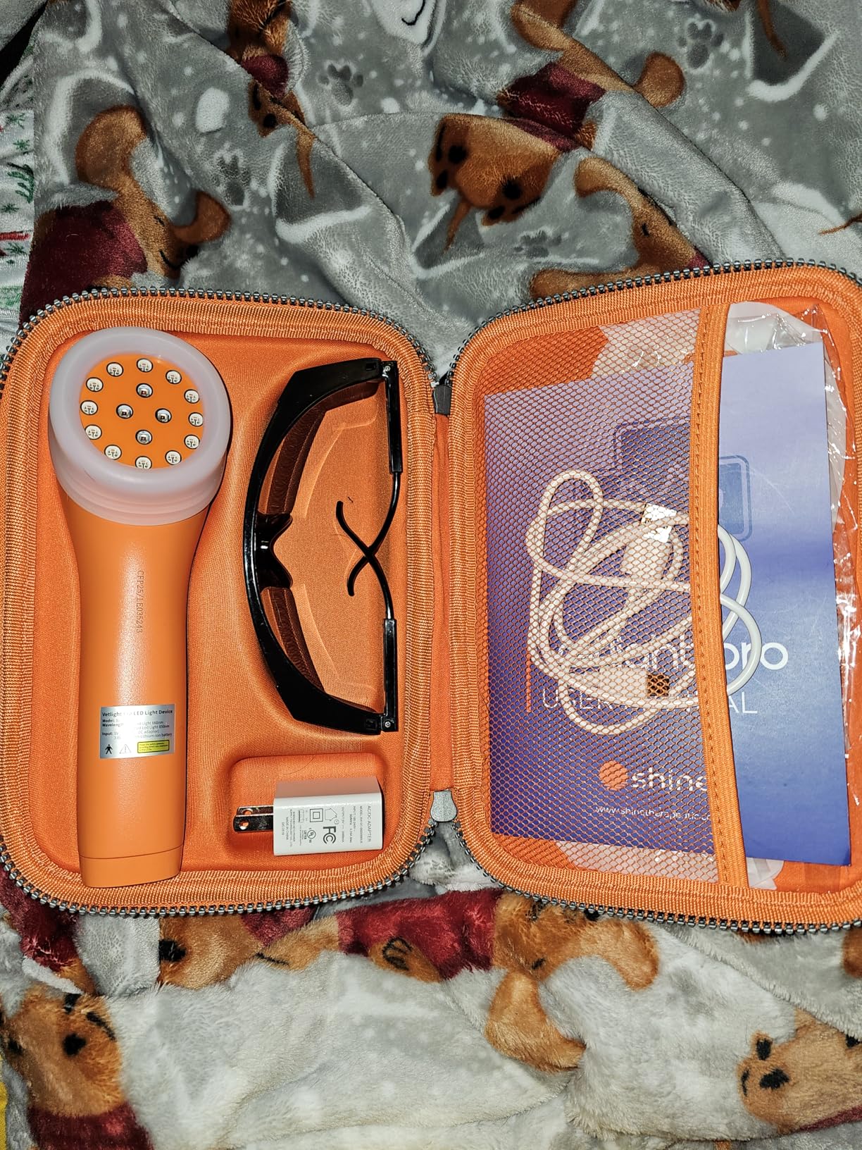 SHINE VetLight Pro Portable Red Light Device for Pet Wellness - Professional-Grade Therapy for Home Use customer photo 1