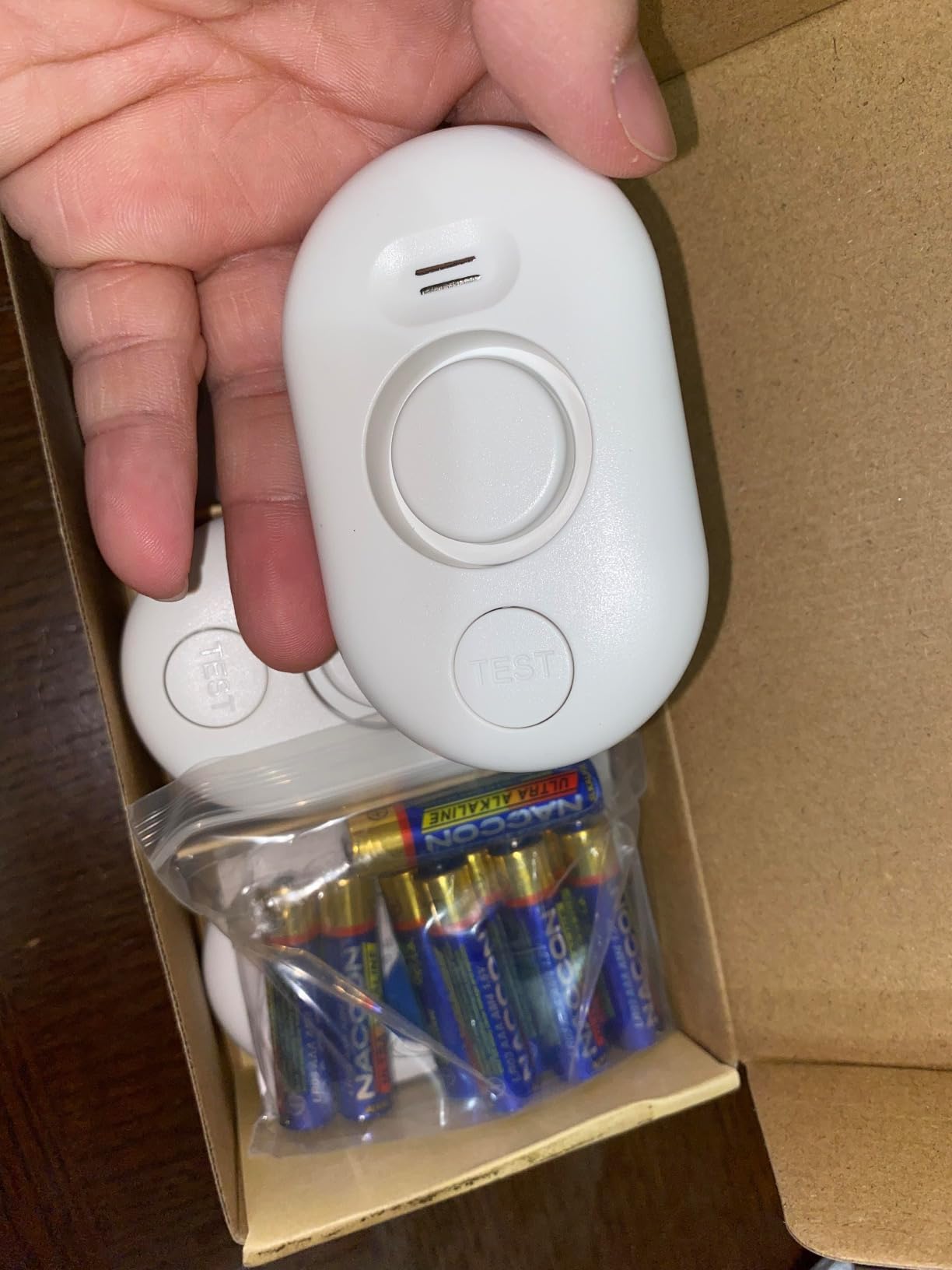 5 Pack Water Leak Detectors for Home, 100dB Water Sensor Alarm for Basement, Flood Leakage Detection Devices for Pipe/Drain/Sink/Faucet Drip Alert, Floor Flooding in Bathroom/Kitchen/Toilet/Laundry Room customer photo 2