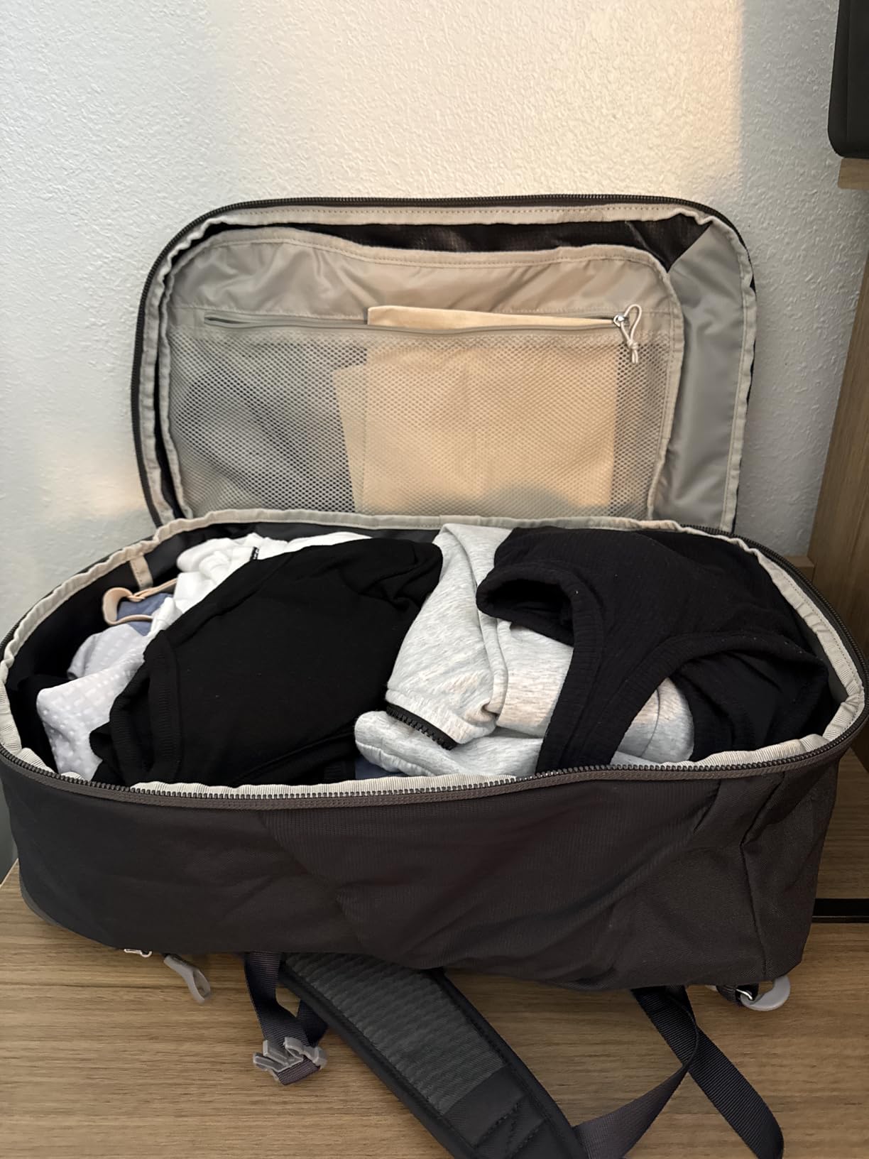 Osprey Daylite Carry-On Travel Pack 35L - Carry-On Backpack customer photo 1