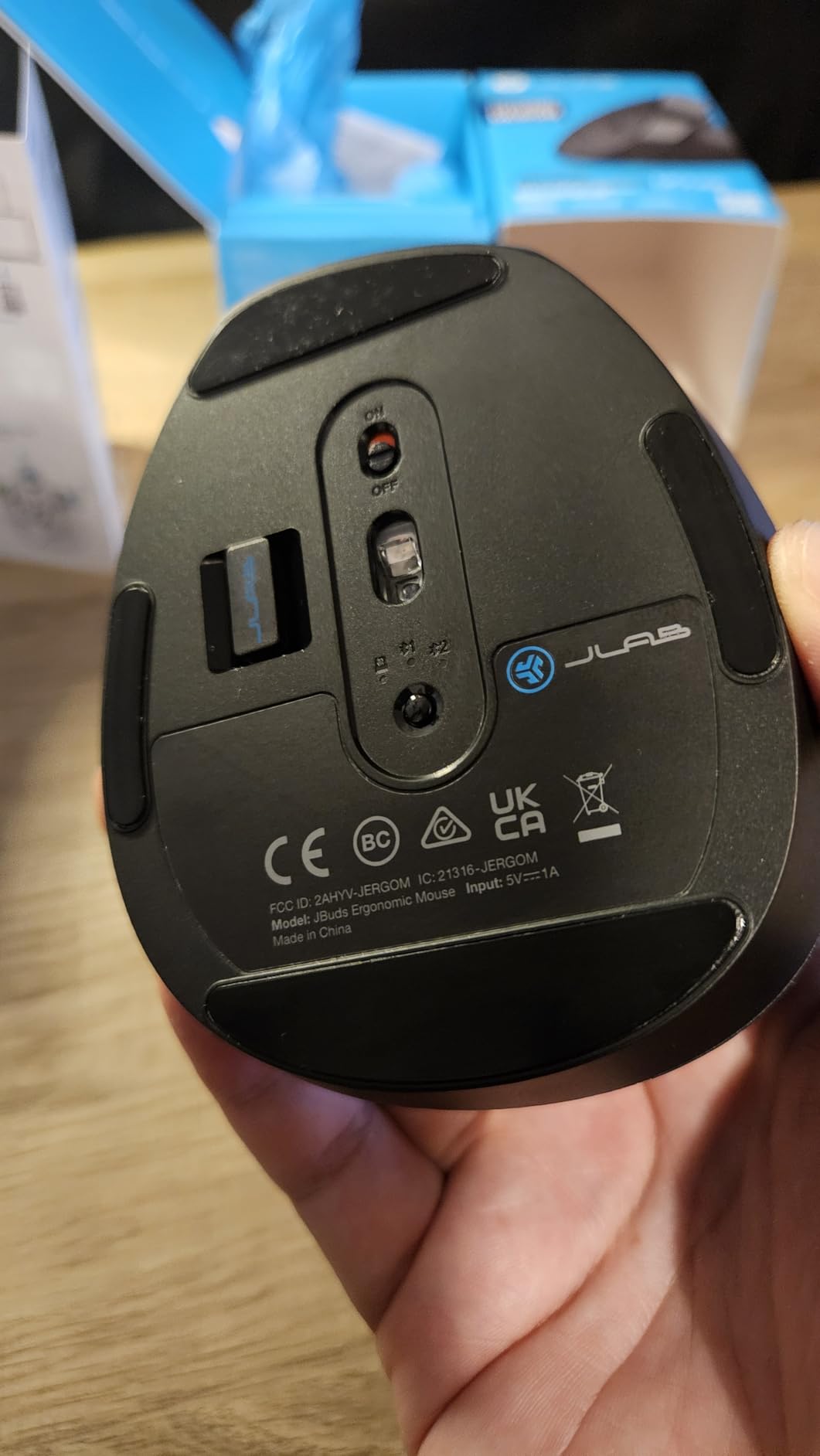 JLab JBuds Ergonomic Vertical Mouse, Reduce Strain, Connect Via Bluetooth or USB Wireless Dongle, Multi-Device Toggle Up to Three Devices, Custom User Profiles, Adjustable Tracking, Rechargeable customer photo 2