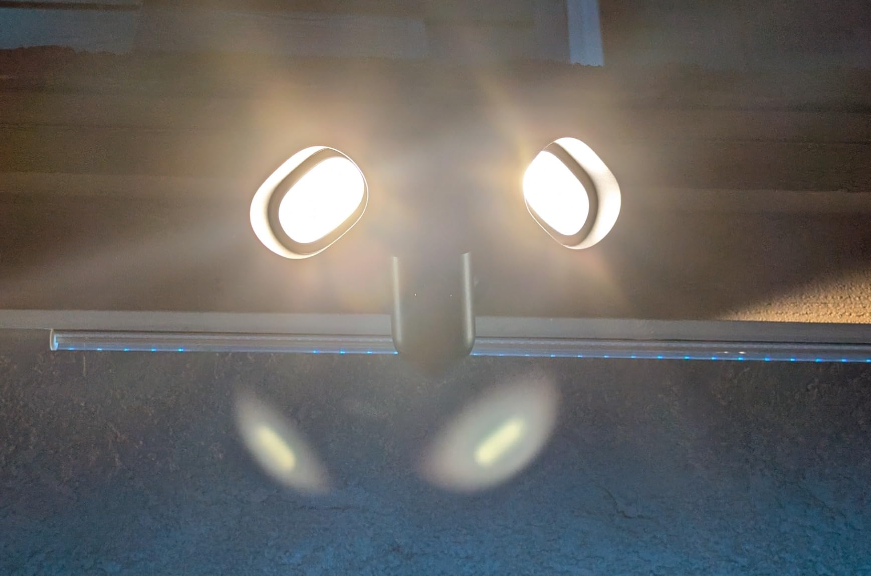Like-New Ring Floodlight Cam Wired Pro with Bird's Eye View and 3D Motion Detection, White customer photo 2