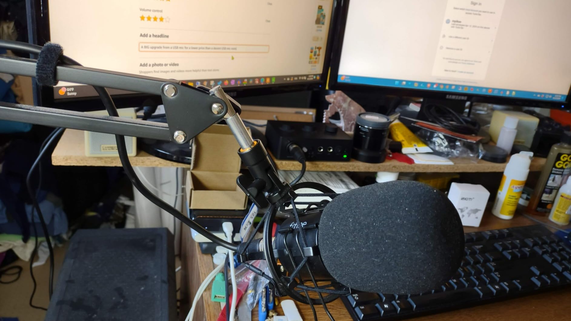 FIFINE Podcast Equipment Bundle Set, Music Recording Kit with Studio Dynamic Microphone and USB Audio Mixer with XLR Mic Input, Headphone Monitoring, Volume Knob for Vocal/Voice Over-AmpliTank KS6 customer photo 2