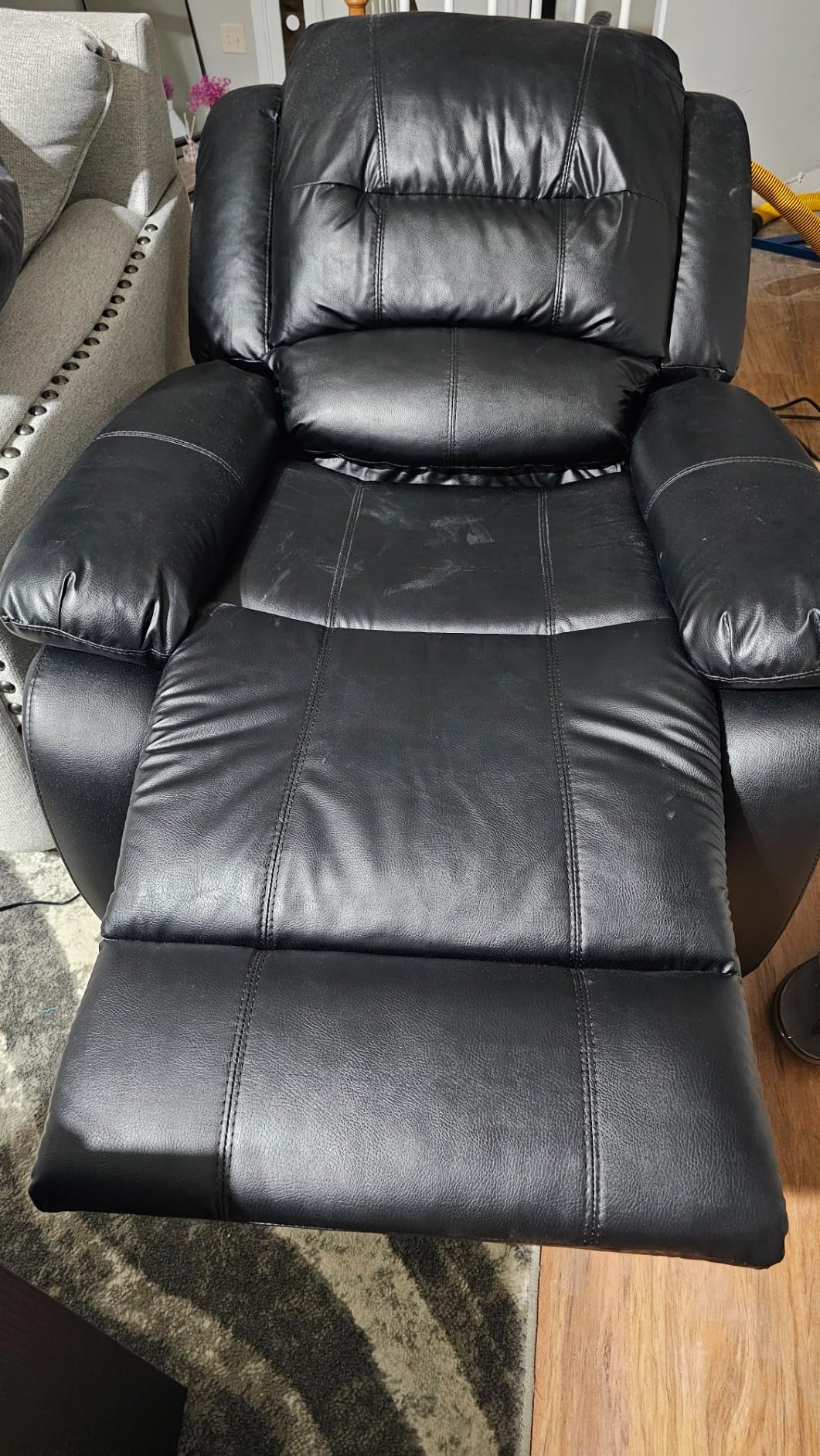 Upgrade 4D Massage Chair Zero Gravity Massage Chair Full Body and Recliner AI Voice Control Auto Legrest Calf & Foot Rollers Heated Program Customization Black customer photo 1