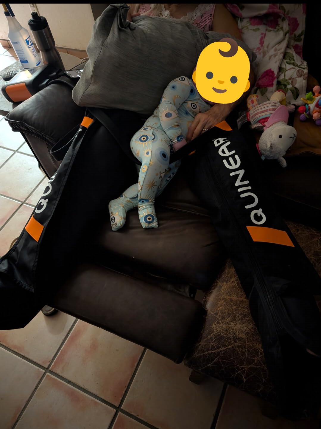 QUINEAR Professional Leg Recovery System, Cordless Air Compression Boots with Sequential Compression, Leg and Foot Massager, Fast Recovery Therapy for Athletes, FSA-HSA Eligible customer photo 2