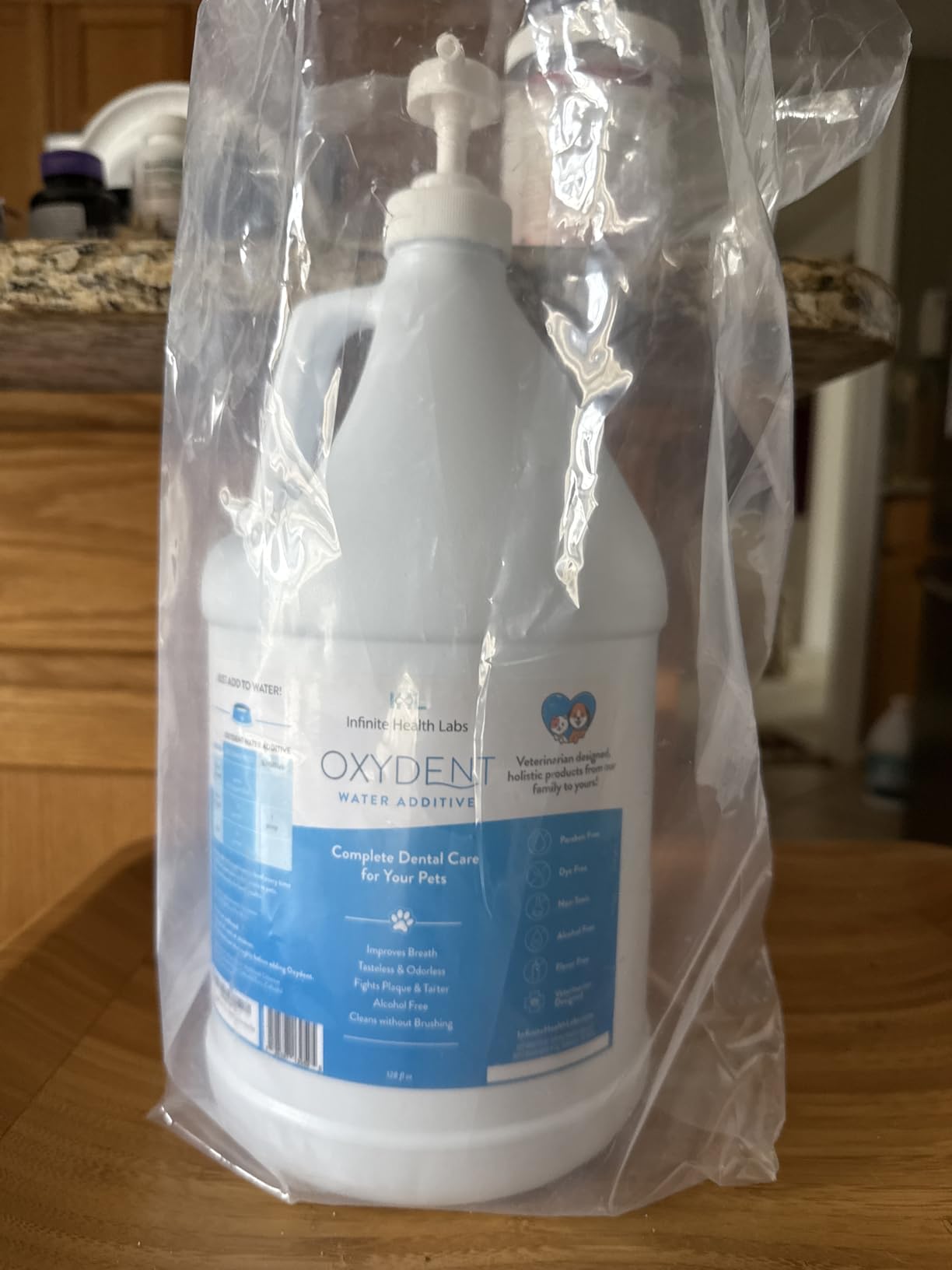 Oxydent Premium Pet Dental Care Solution - Pet Water Additive & Mouthwash for Teeth Cleaning - Eliminate Bad Dog & Cat Bad Breath - Dog Dental Rinse - Fights Tartar & Plaque customer photo 1