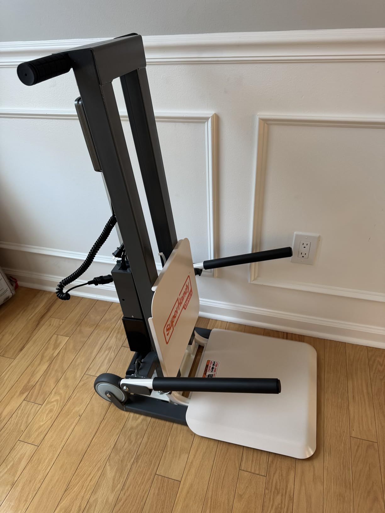 SuperHandy GoRise Electric Floor to Stand Lift - 500 Lbs Capacity, Standing Assistance, Portable, Adjustable, Ergonomic, Easy Storage, Patent Pending customer photo 1