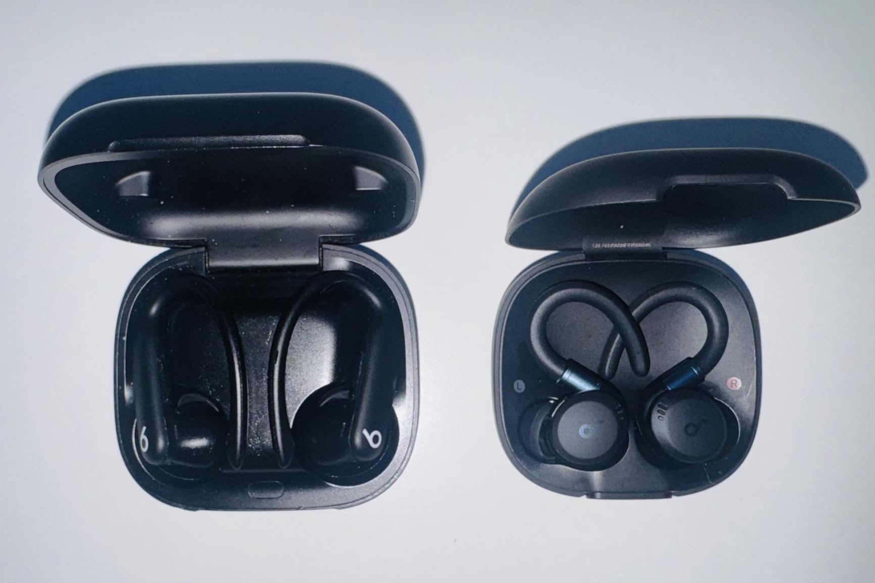 Soundcore Sport X20 by Anker, True-Wireless Workout Earbuds, Rotatable and Extendable Ear Hooks, Noise Cancelling, Deep Bass, IP68 Waterproof, Sweatproof, Dustproof, 48H Play, Sport Earbuds for Gym customer photo 2