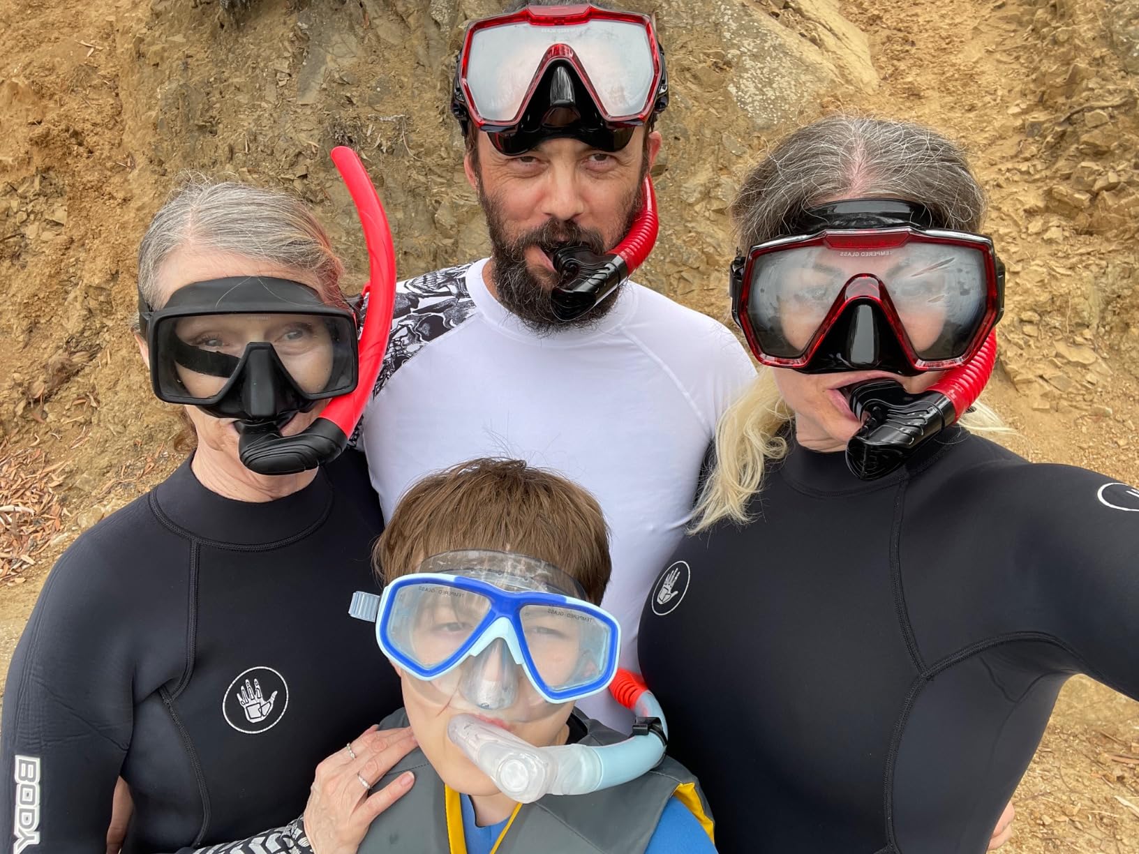 Snorkel Set Adults Snorkeling Gear Anti-Leak and Anti-Fog Tempered Glass Lens Panoramic View Swim Mask Dry Top Snorkel Kit for Snorkeling Scuba Diving Swimming Travel with Carry Bag customer photo 2