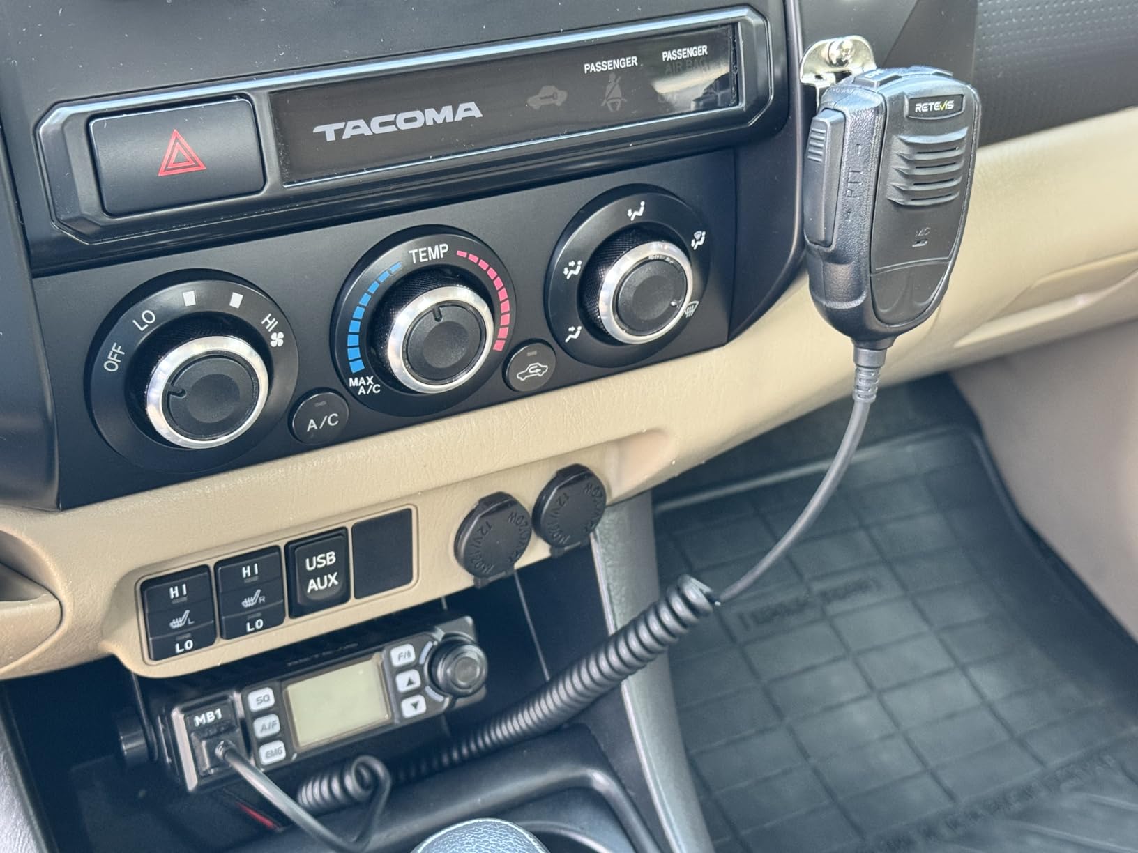 Retevis MB1 40 Channel CB Radio, Noise Cancellation Long Range Mobile Radio, with CB Antenna and Cigarette Lighter, Emergency Channel 9/19, 7-Color Screen, Auto-Scan, External Speaker Jack for Trucker customer photo 1
