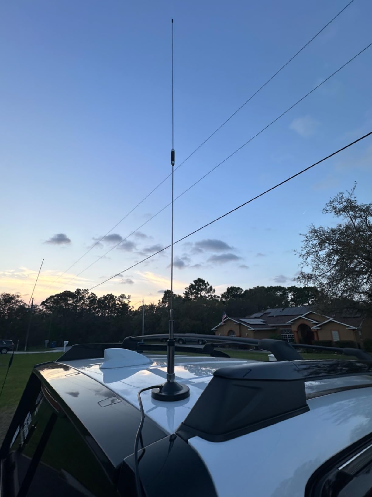 Retevis MB1 40 Channel CB Radio, Noise Cancellation Long Range Mobile Radio, with CB Antenna and Cigarette Lighter, Emergency Channel 9/19, 7-Color Screen, Auto-Scan, External Speaker Jack for Trucker customer photo 2