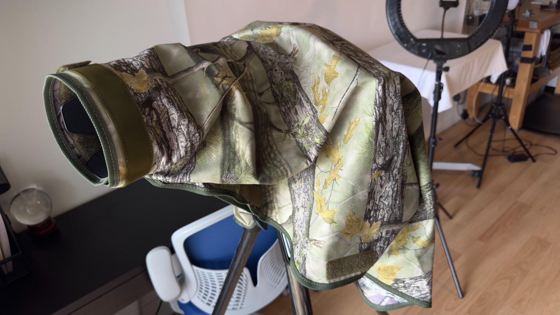NEEWER Camera Rain Cover, M Medium Size Waterproof Raincoat Cover Sleeve for Canon Sony Nikon Fujifilm DSLR Camera & Lenses up to 200mm, Dual Sided Camouflage Green Camo Nylon, PB021 customer photo 1