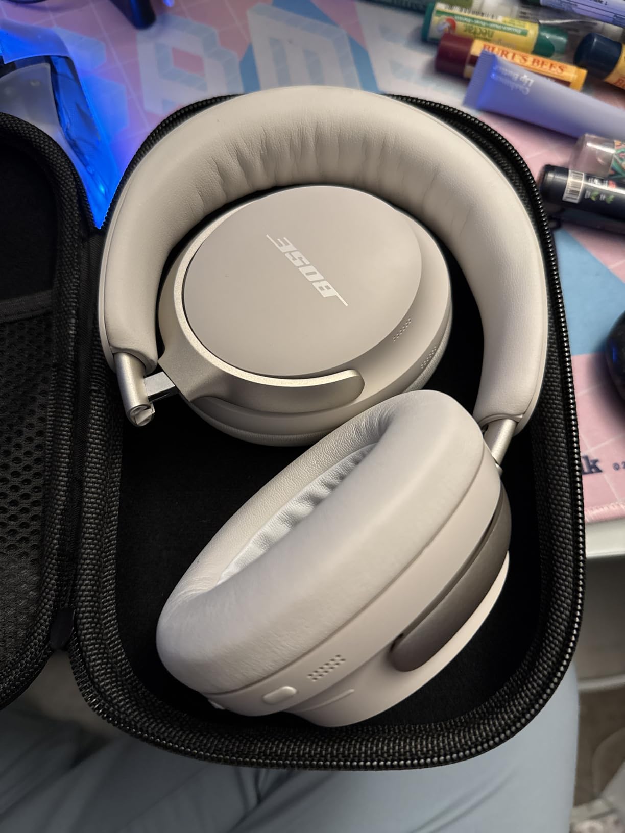 Bose QuietComfort Ultra Wireless Noise Cancelling Headphones with Spatial Audio, Over-The-Ear Headphones with Mic, Up to 24 Hours of Battery Life, Black (Renewed) customer photo 1