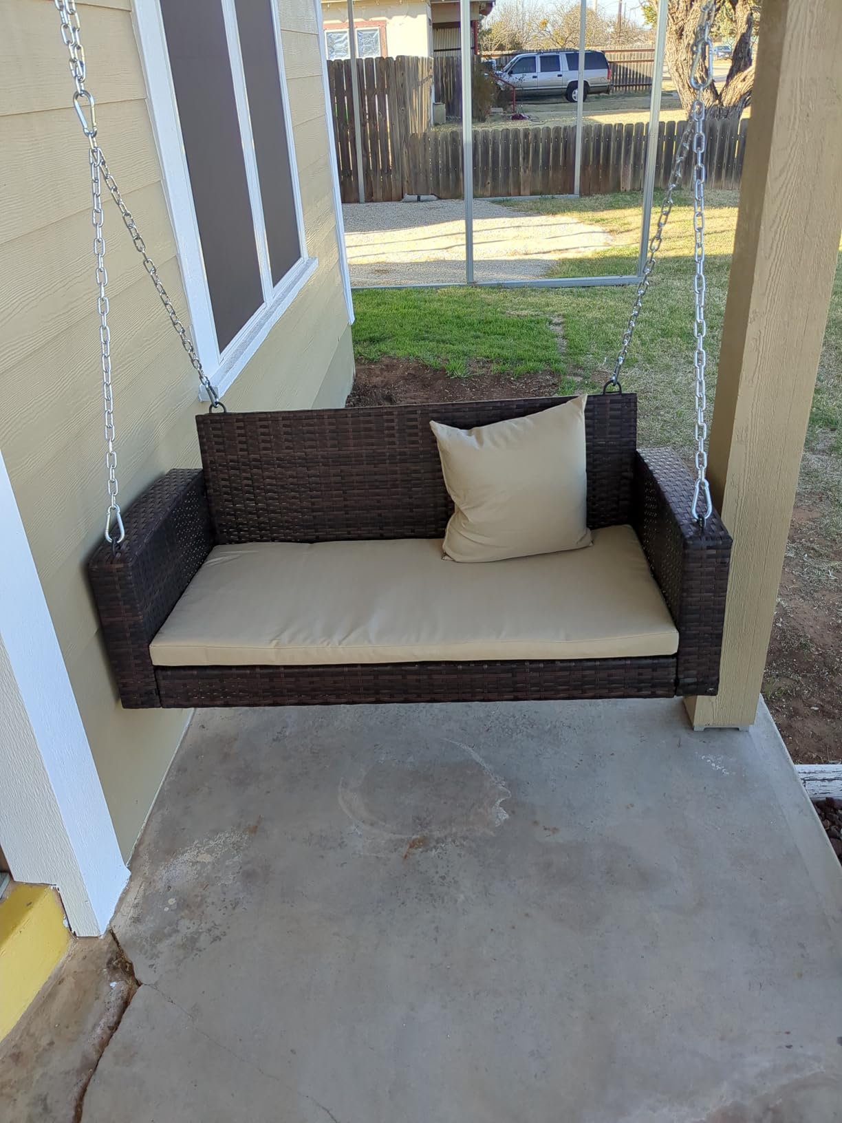 VINGLI Heavy Duty 800 LBS Wicker Hanging Porch Swing with Cushions & Chains, 5FT Outdoor Rattan Swing Bench for Garden, Yard, Lawn (Brown) customer photo 2