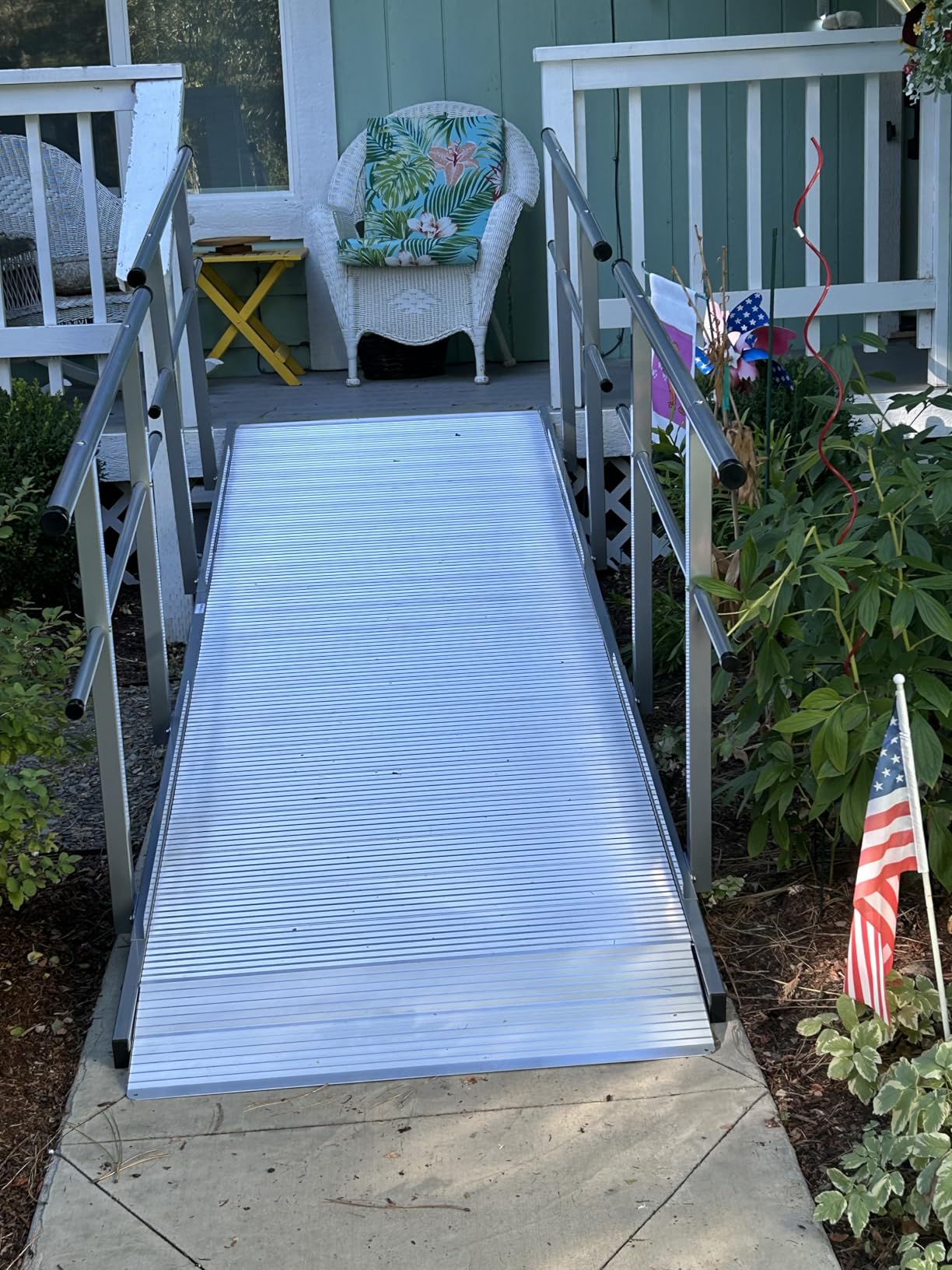 12' Wheelchair Ramp with Handrails for Home Steps, 850 lb Capacity, Non-Slip, Scooter Walker Entry Access, Silver Spring customer photo 1